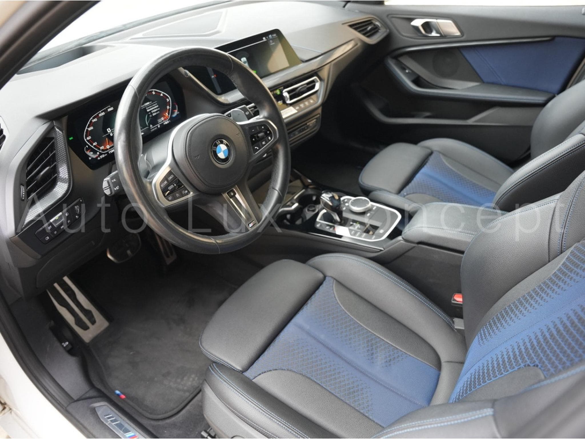BMW M135 i xDrive (2019) - Foto 5