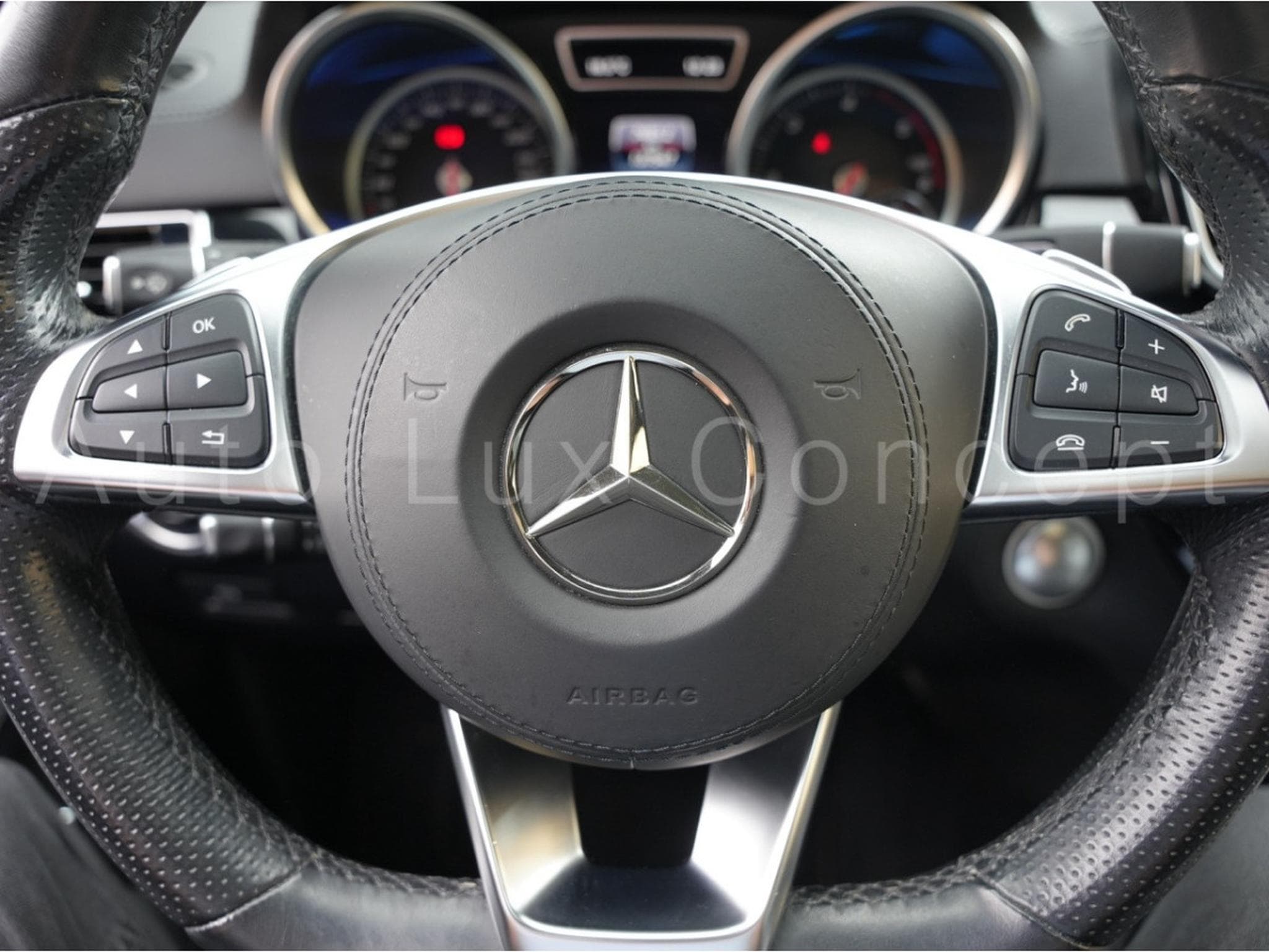 Mercedes GLS 350 d 4MATIC AMG Line (2018) - Foto 16