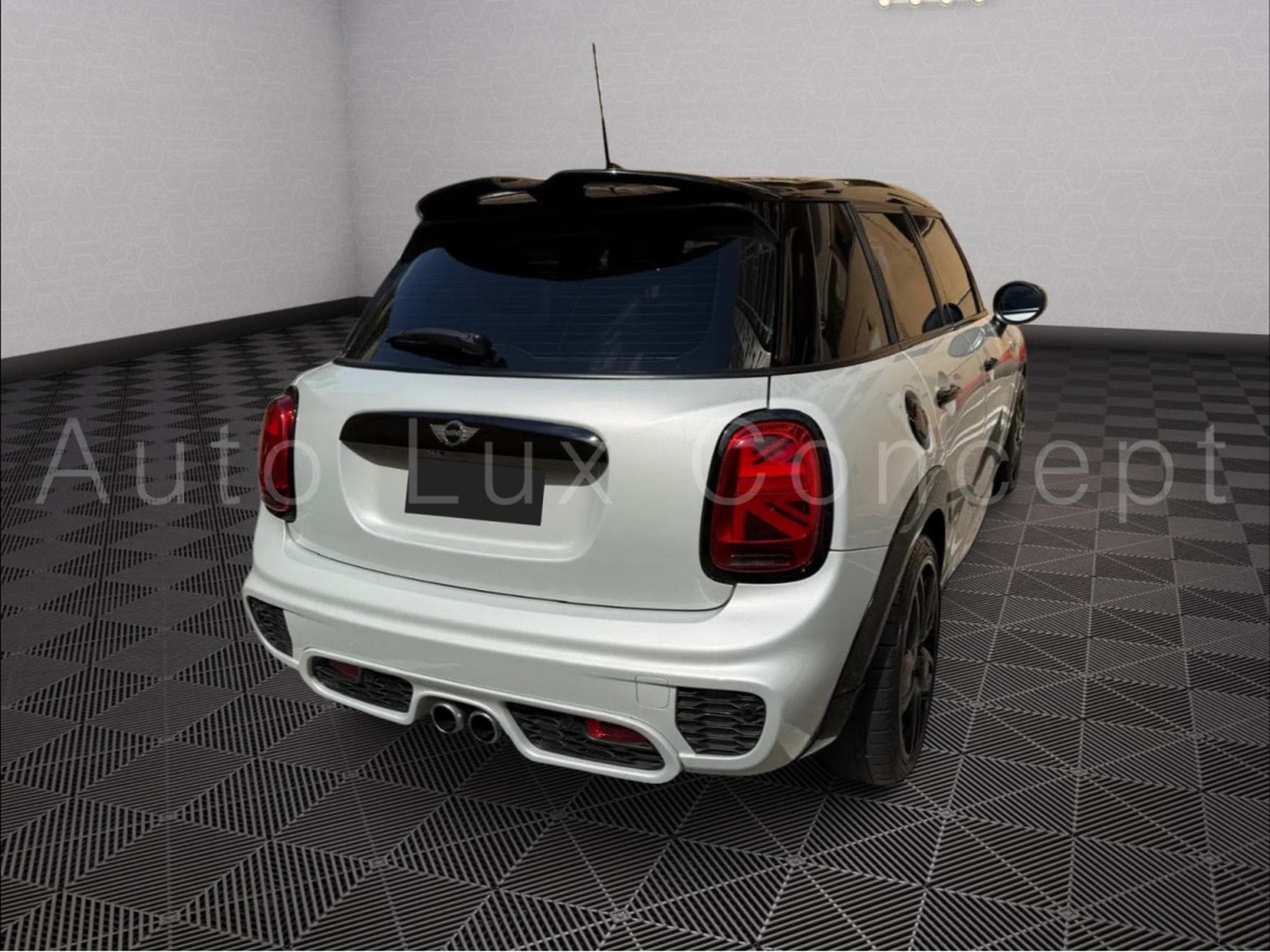 Mini Cooper S 5 portes (2016) - Photo 5
