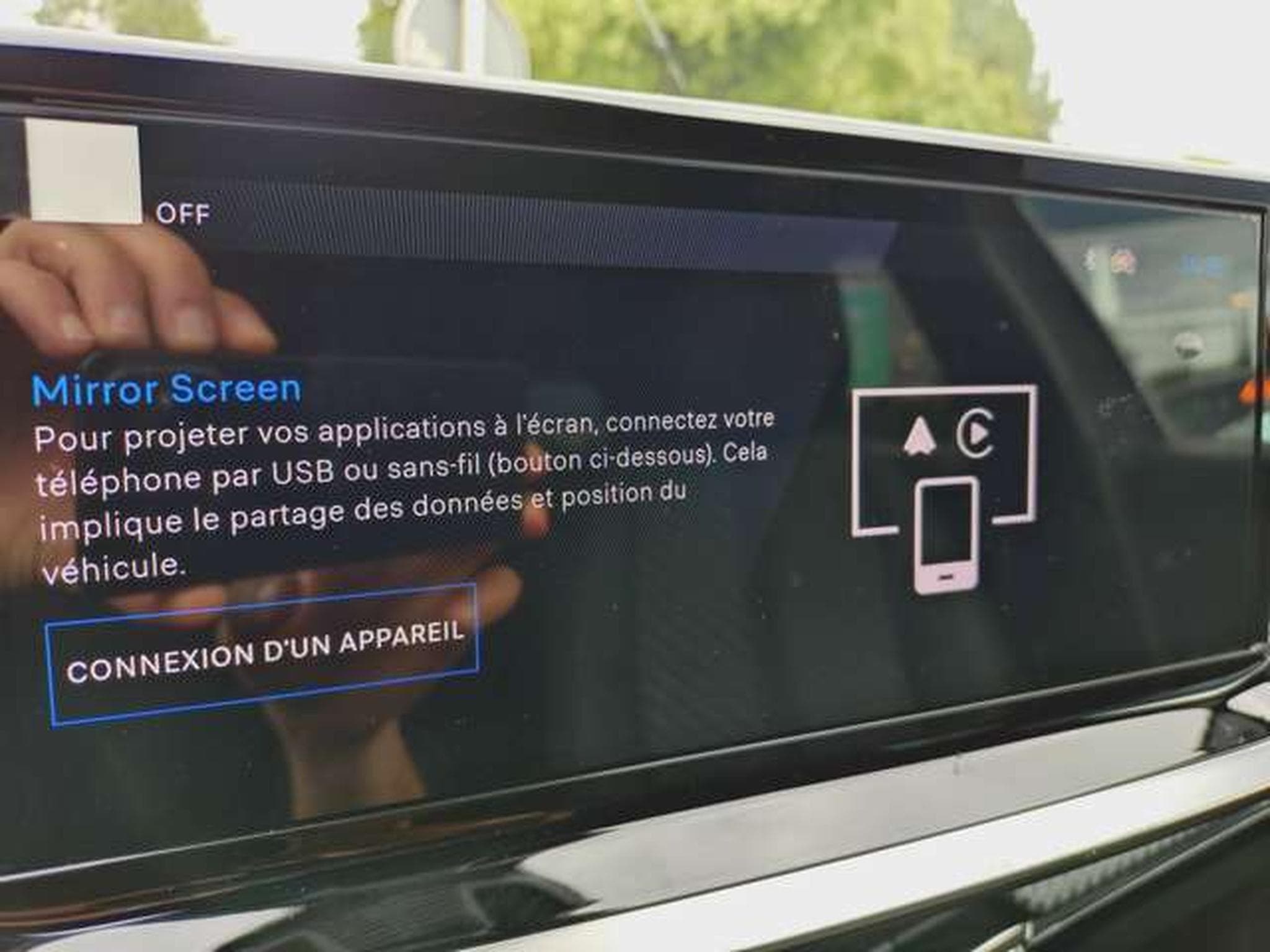 Peugeot 2008 Hybrid 145 Allure (2026) - Photo 10