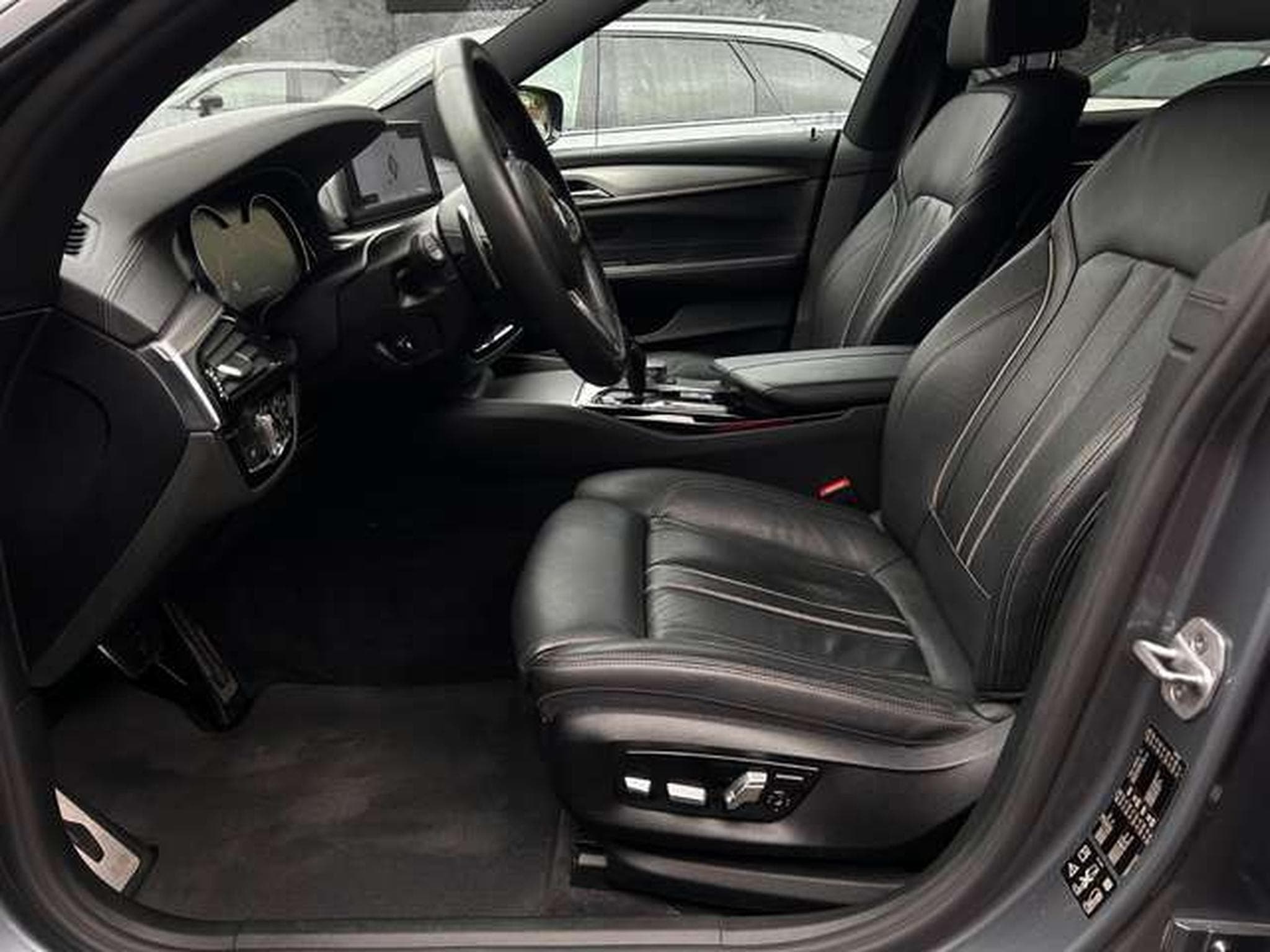 BMW 630 630D XDRIVE M SPORT (2018) - Photo 13
