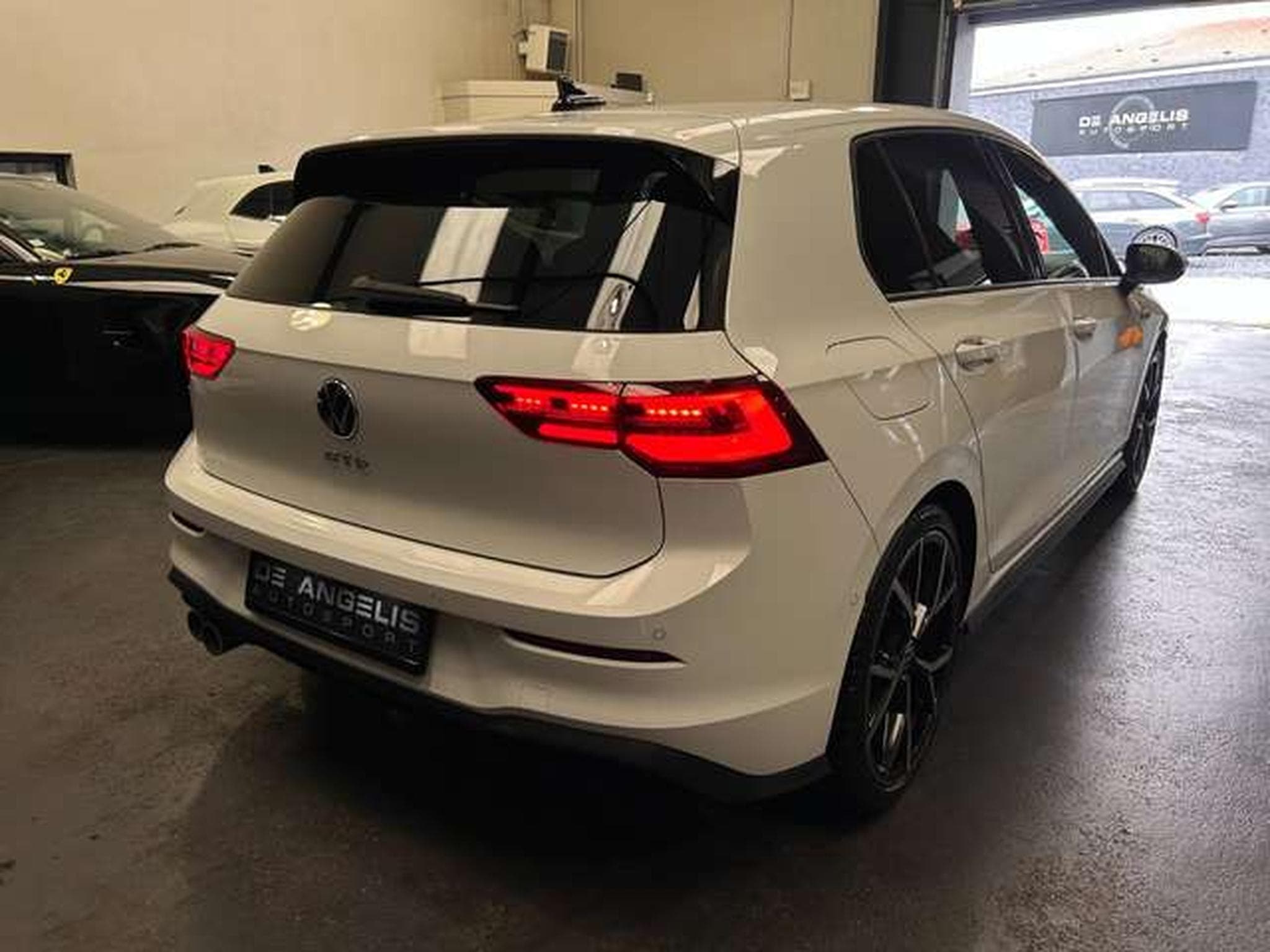 VW Golf 2.0 TDI 200 GTD DSG (2023) - Photo 5