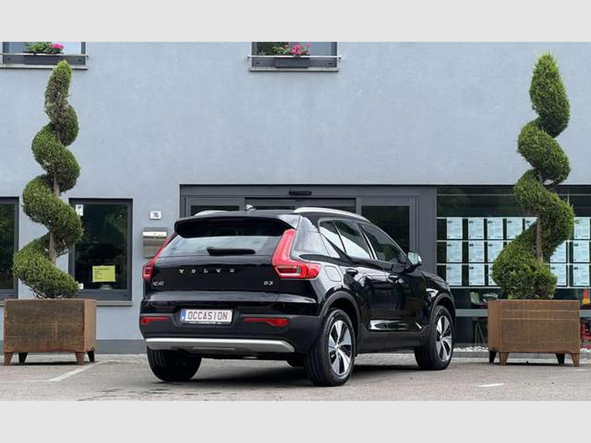Volvo XC40 2.0 B3 163 CV (2025) - Photo 2