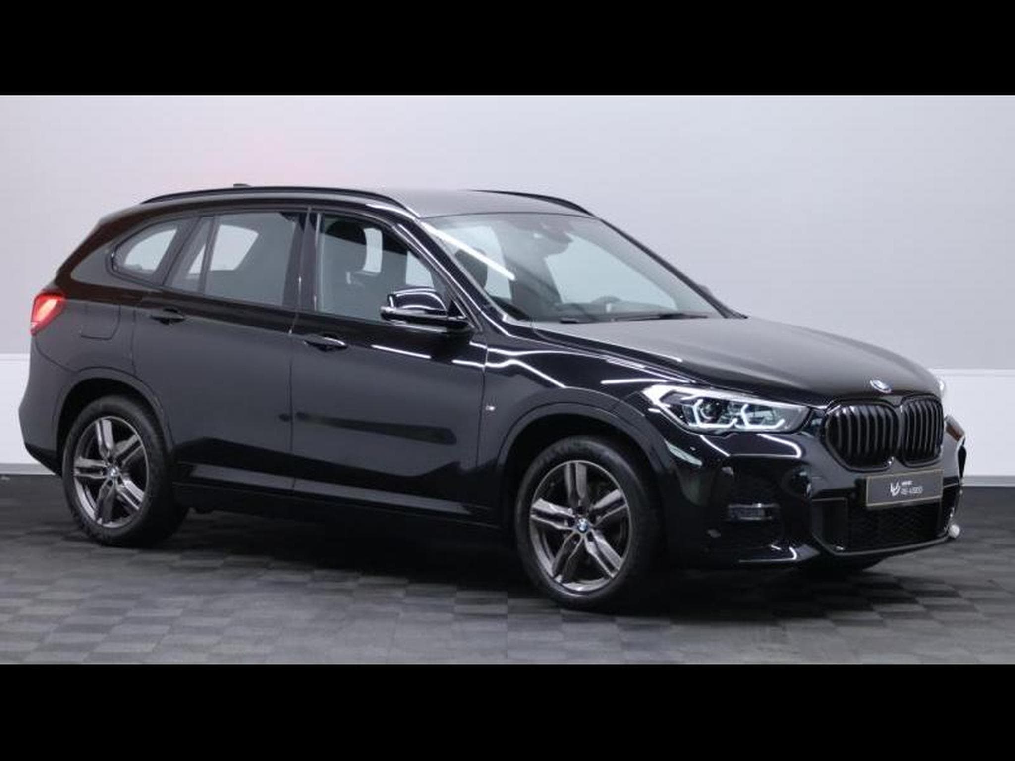 BMW X1 18i M SPORT Edition Auto (2021) - Foto 3