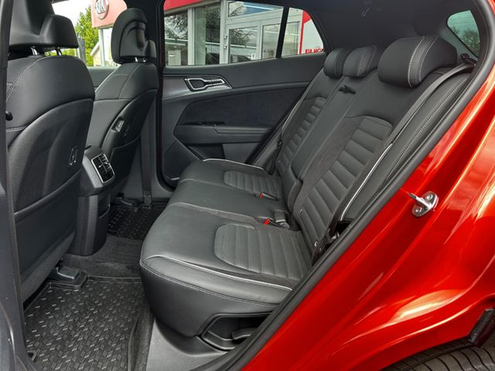 Kia Sportage Sportage 1.6 T-GDI PHEV GT-line AWD AHK LED NAVI (2023) - Photo 11