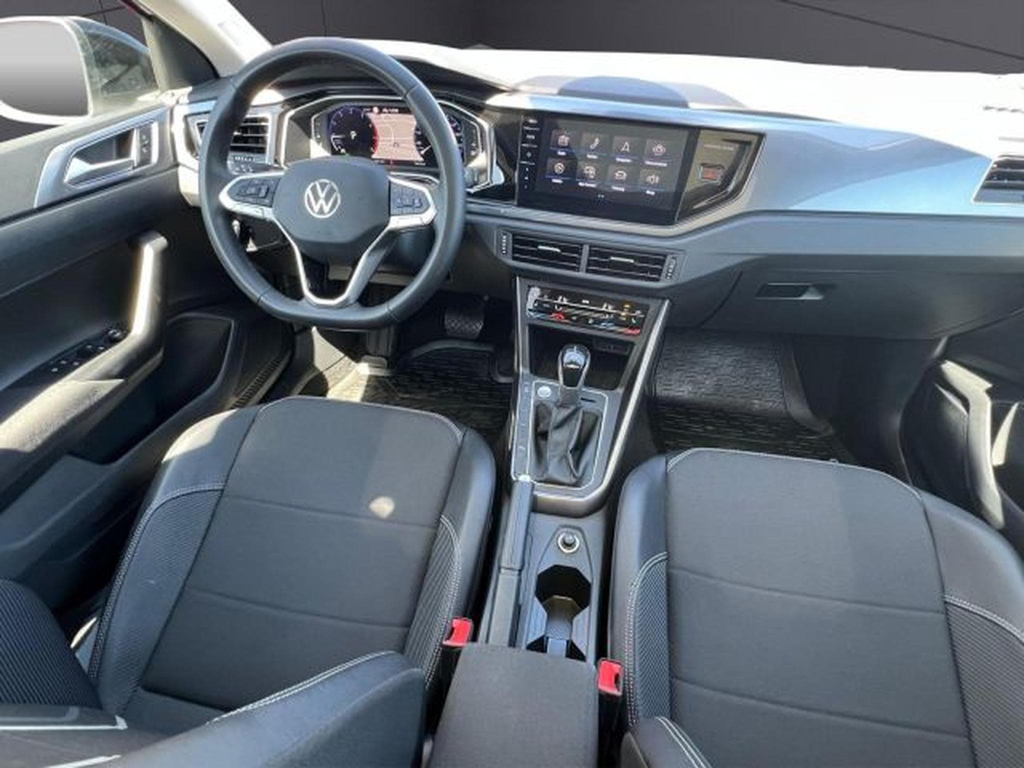 VW Taigo Taigo NAVI,KLIMA,PDC,AUTOMATIK,TEMPOMAT,ESP,BT (2022) - Foto 15