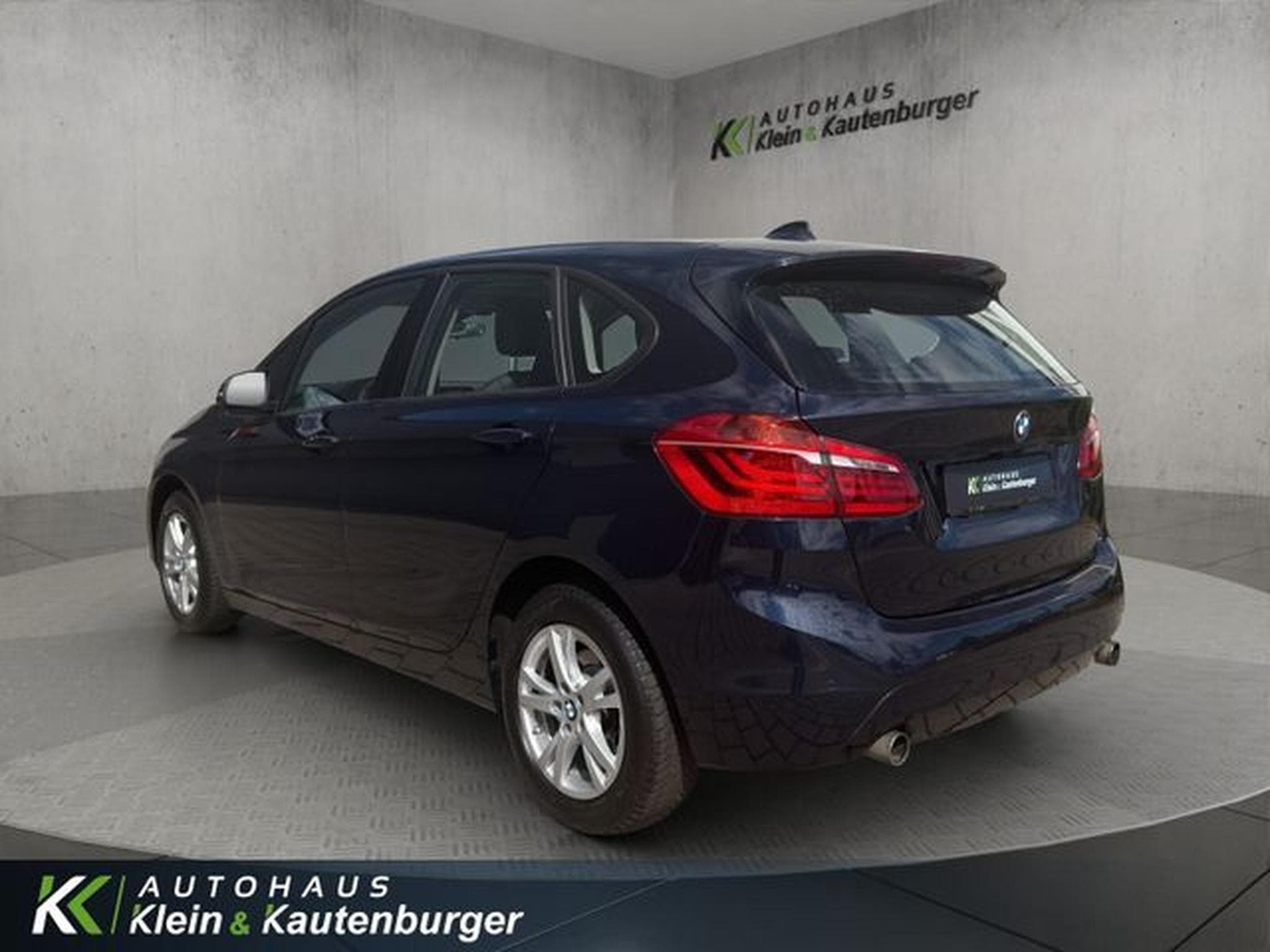 BMW 220 2er - 220i Active Tourer+LED+NAVI+LEDER+KAMERA (2017) - Photo 7