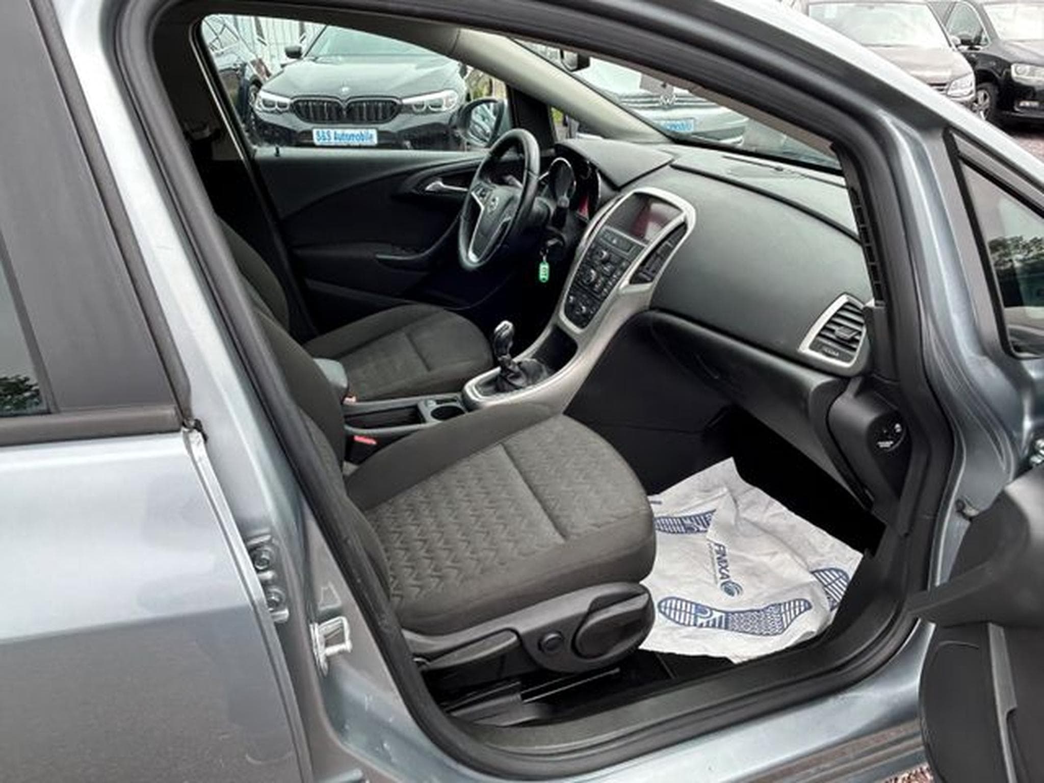 Opel Astra Astra J Sports Tourer 1.4 T Active *Navi*SHZ*Eu5 (2013) - Foto 9