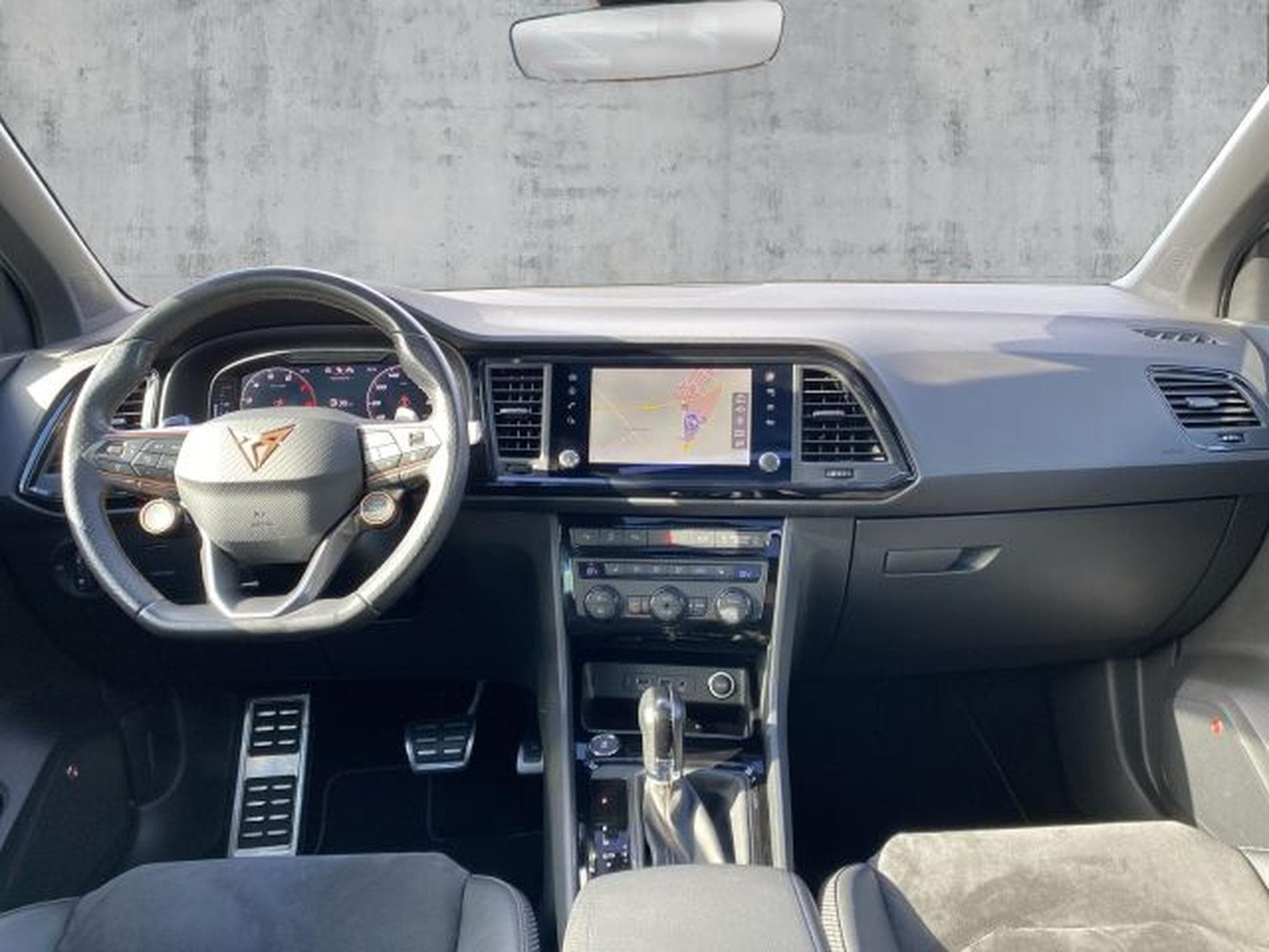 Cupra Ateca Ateca 2.0 TSI DSG 4Drive NAV LED AHK Beats PANO (2020) - Foto 14
