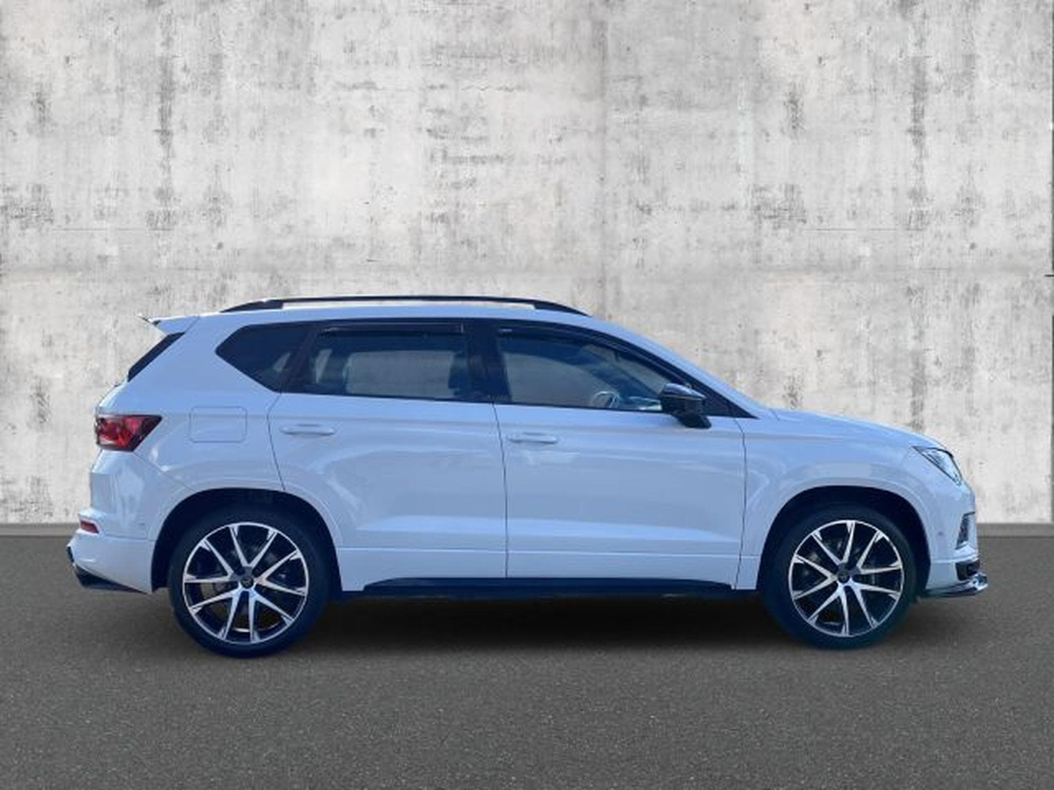 Cupra Ateca Ateca 2.0 TSI DSG 4Drive NAV LED AHK Beats PANO (2020) - Foto 6