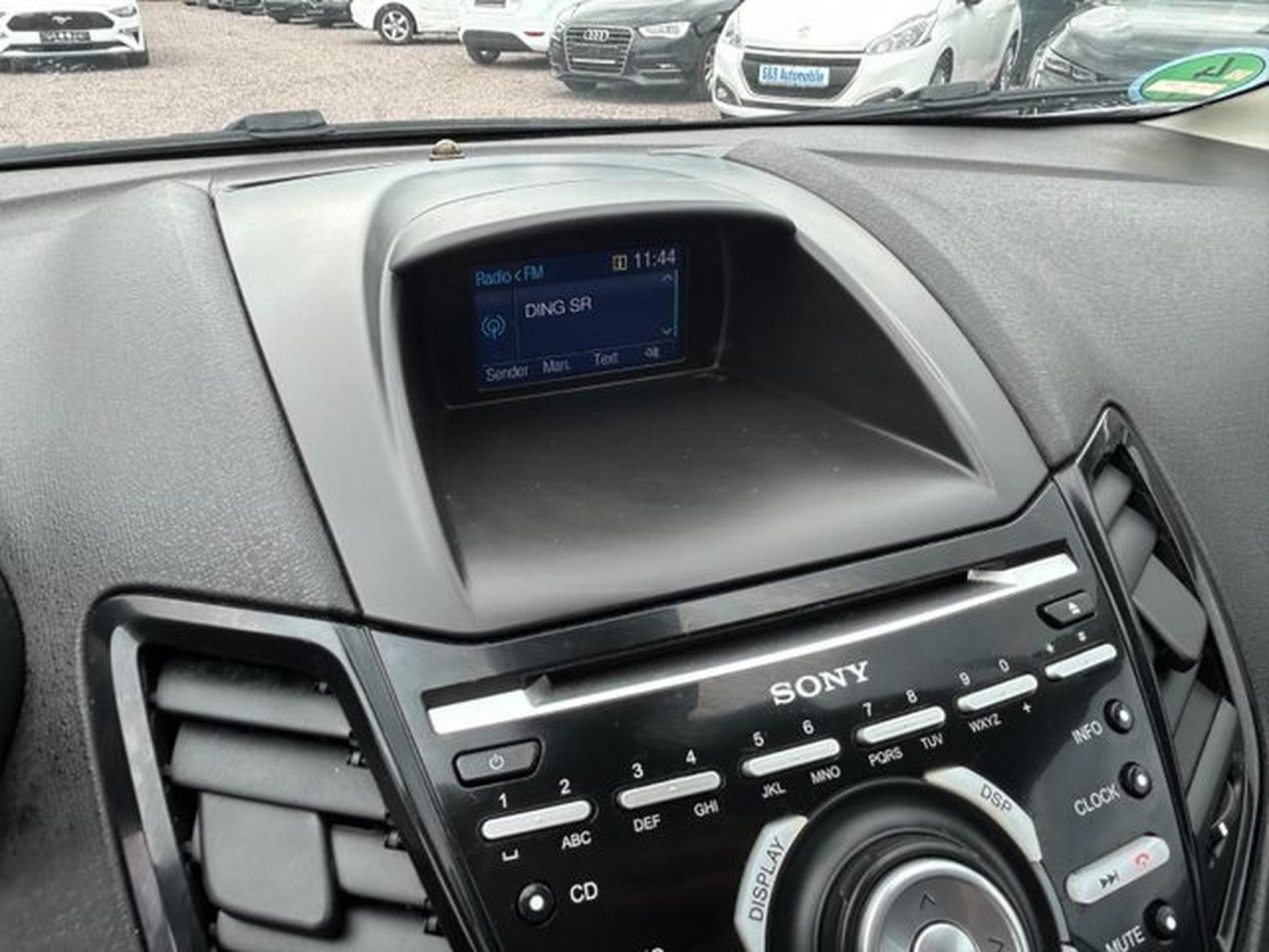 Ford Fiesta Fiesta Trend Sport *Klima*Bluetooth*Euro5* (2014) - Foto 11