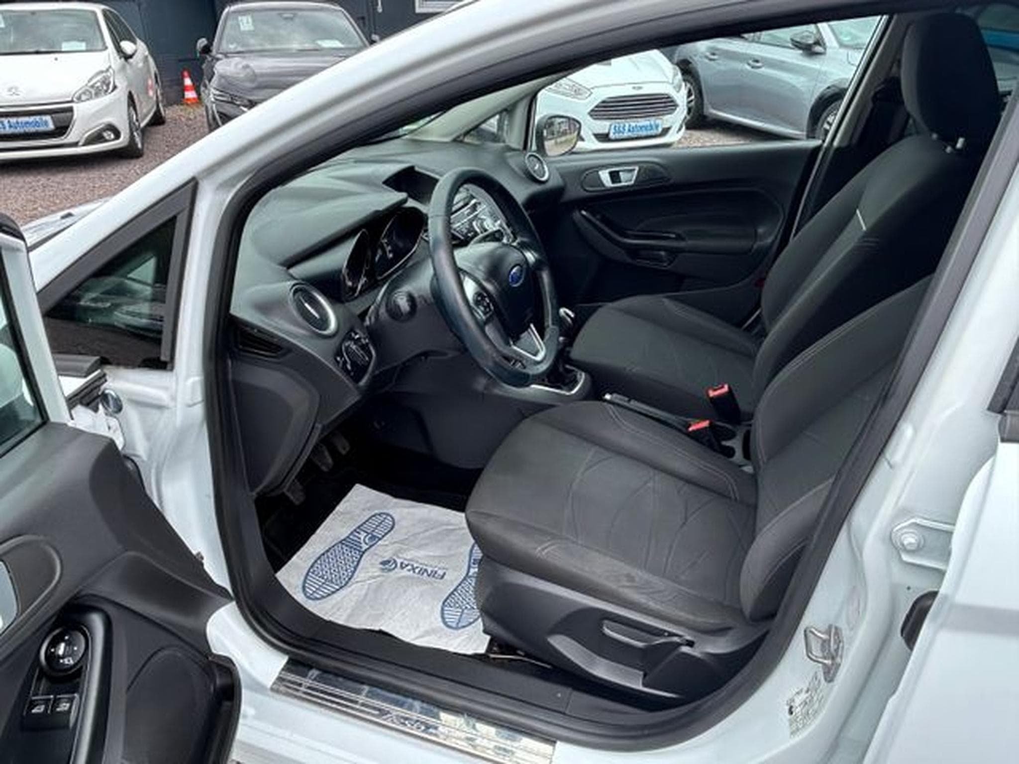 Ford Fiesta Fiesta Trend Sport *Klima*Bluetooth*Euro5* (2014) - Foto 7