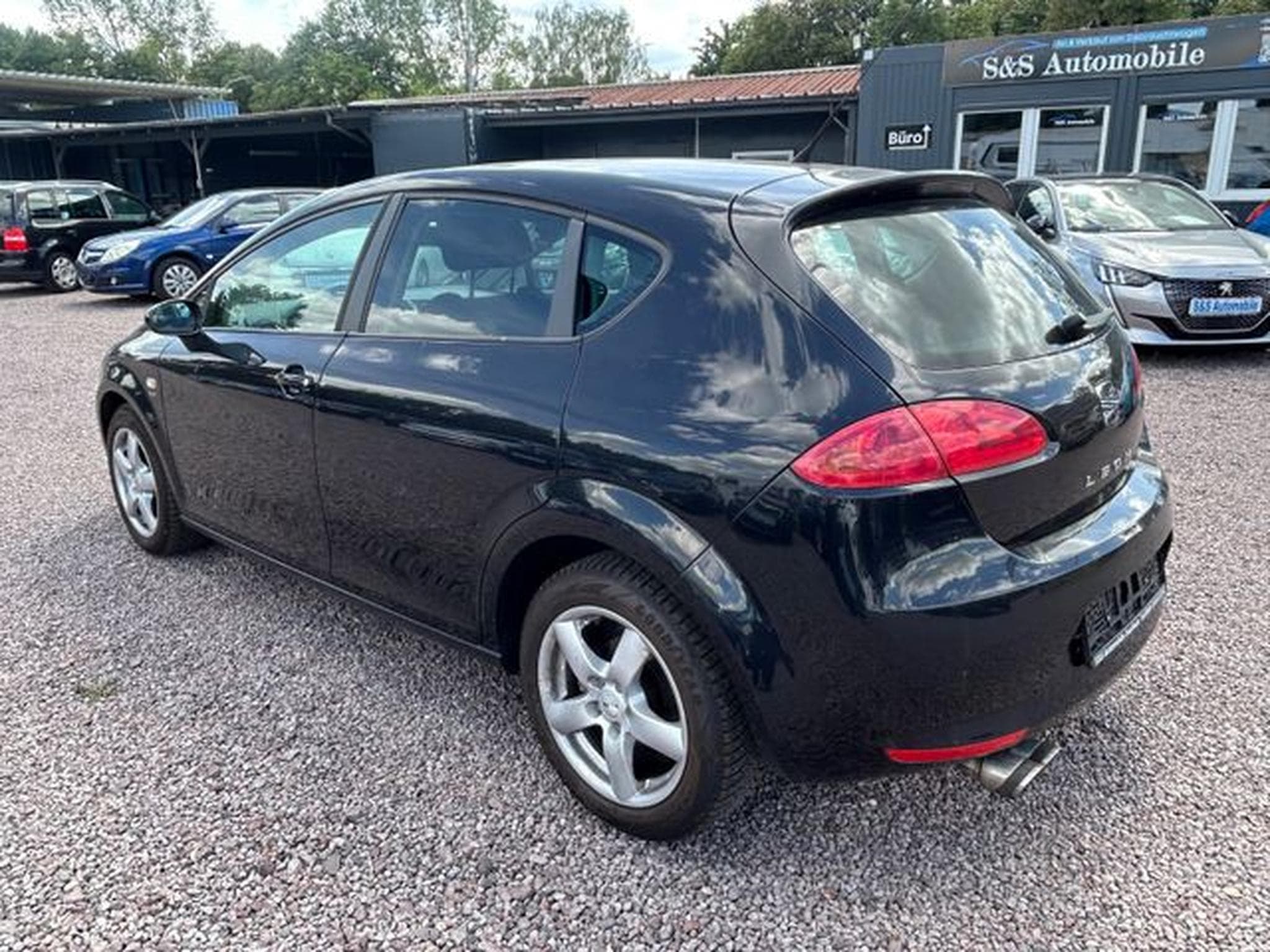 Seat Leon Leon Style 2.0 Sport * TÜV Neu*Zahnriemen Neu* (2005) - Foto 6