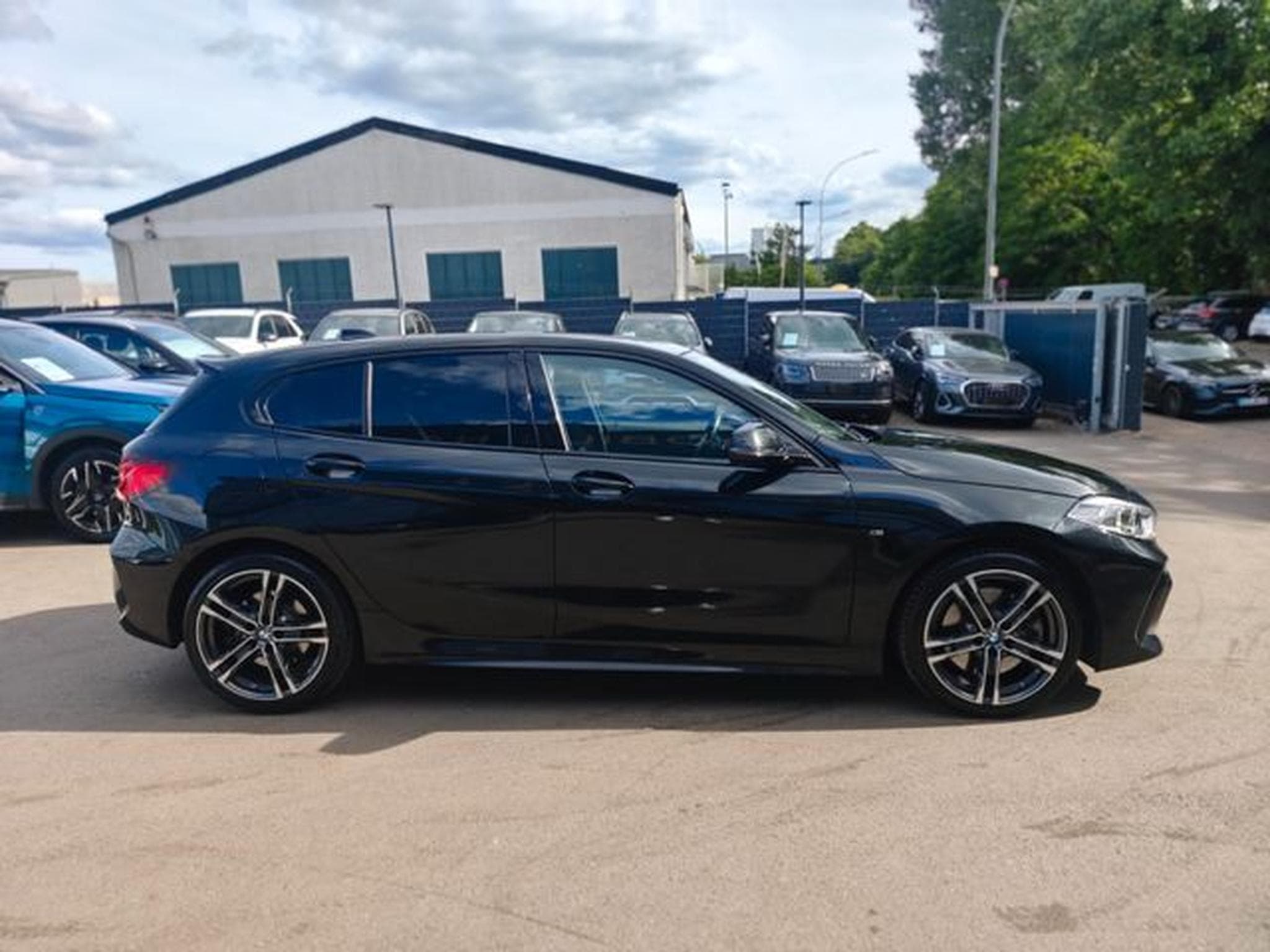 BMW 120 120I M SPORTPAKET *SHADOW*NAVI*LED*ALCANTARA*TOP (2022) - Photo 14