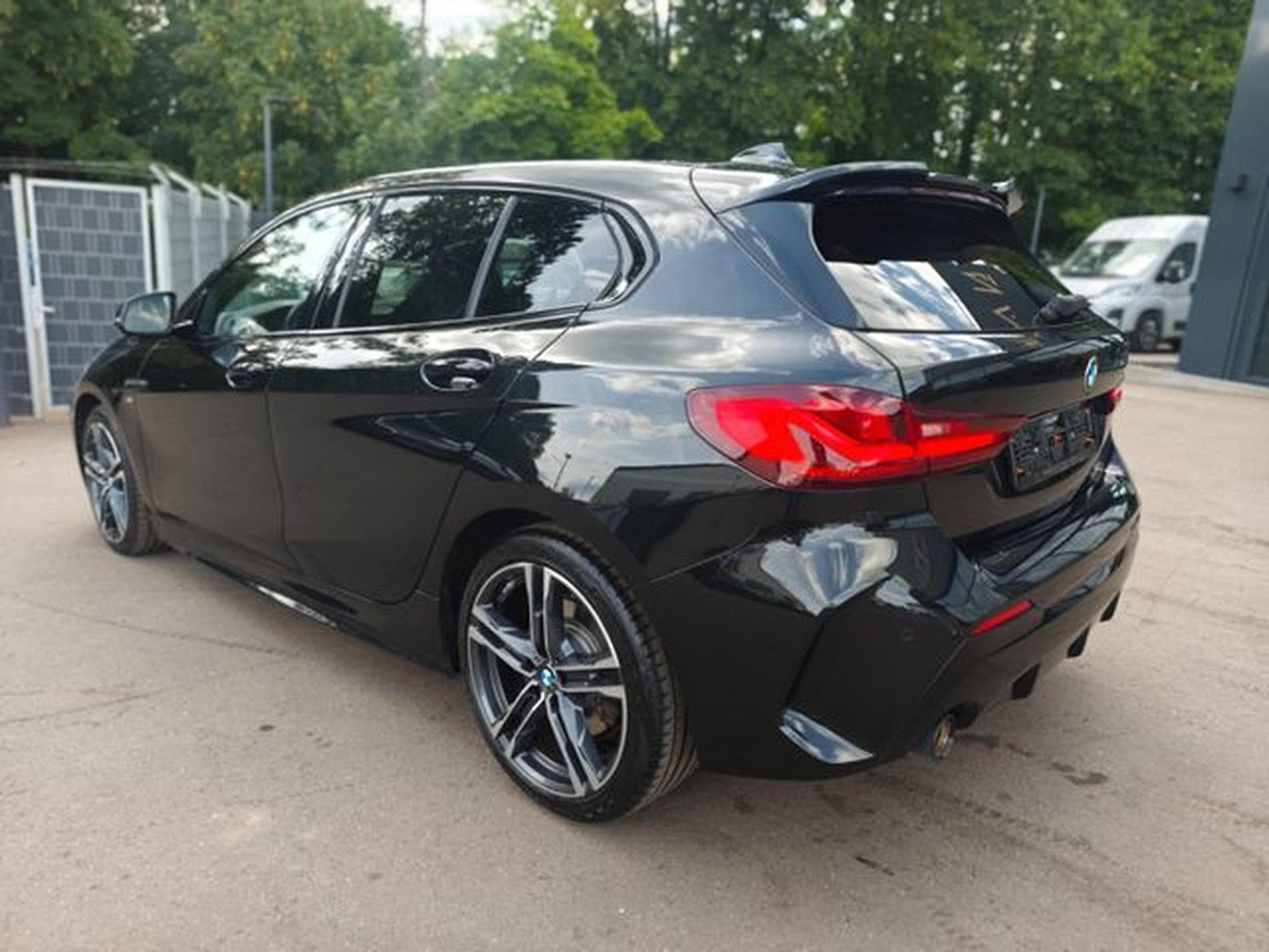 BMW 120 120I M SPORTPAKET *SHADOW*NAVI*LED*ALCANTARA*TOP (2022) - Photo 8