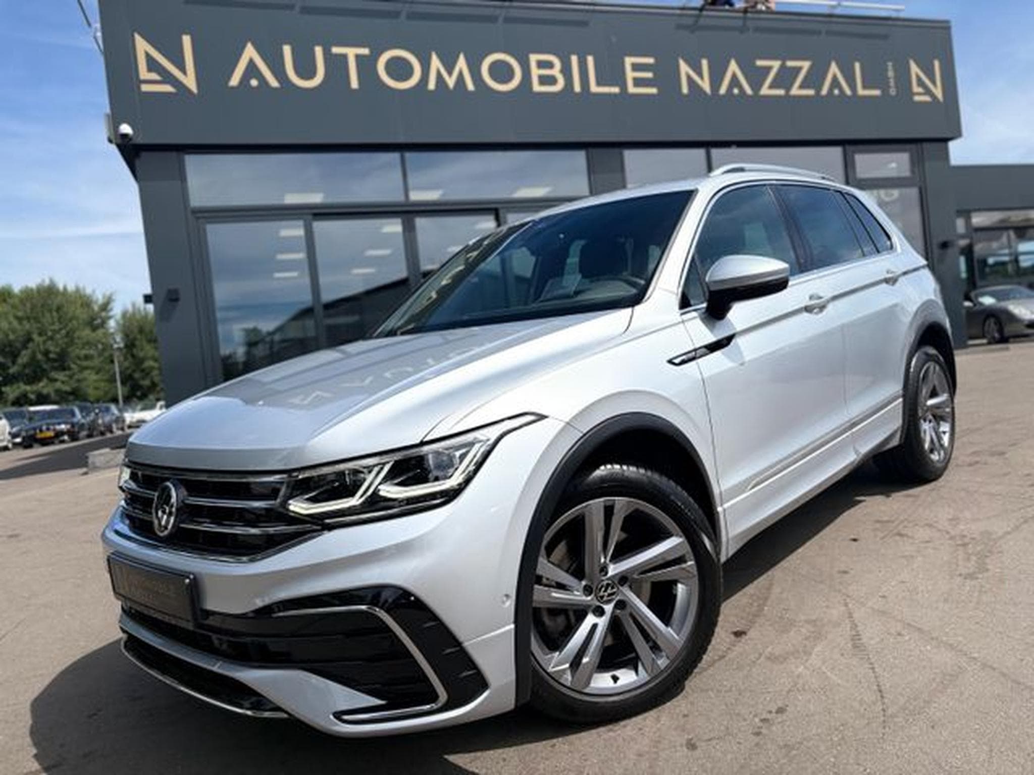 VW Tiguan TIGUAN R-LINE 4MOTION *AUT*LED*KAM*SHZ*LEDER* (2021) - Foto 3