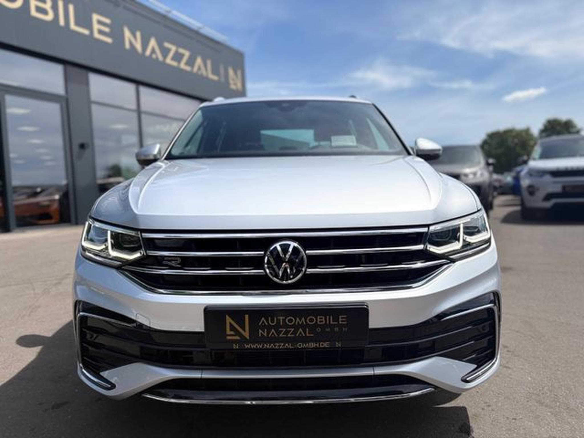 VW Tiguan TIGUAN R-LINE 4MOTION *AUT*LED*KAM*SHZ*LEDER* (2021) - Foto 4