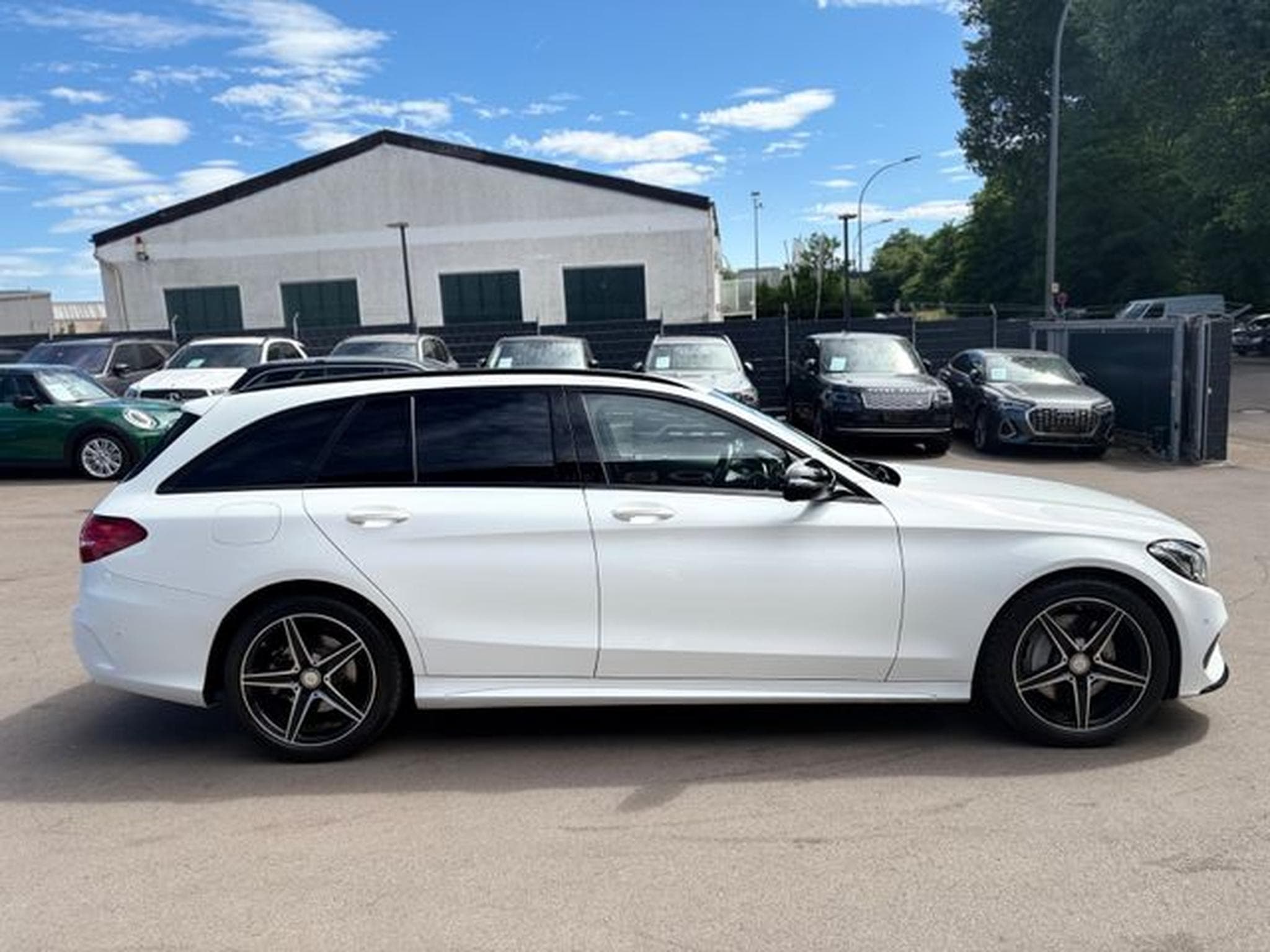 Mercedes C 400 C 400 T 4MATIC AMG LINE *NIGHT PAKET*LED*KAM* (2016) - Photo 11