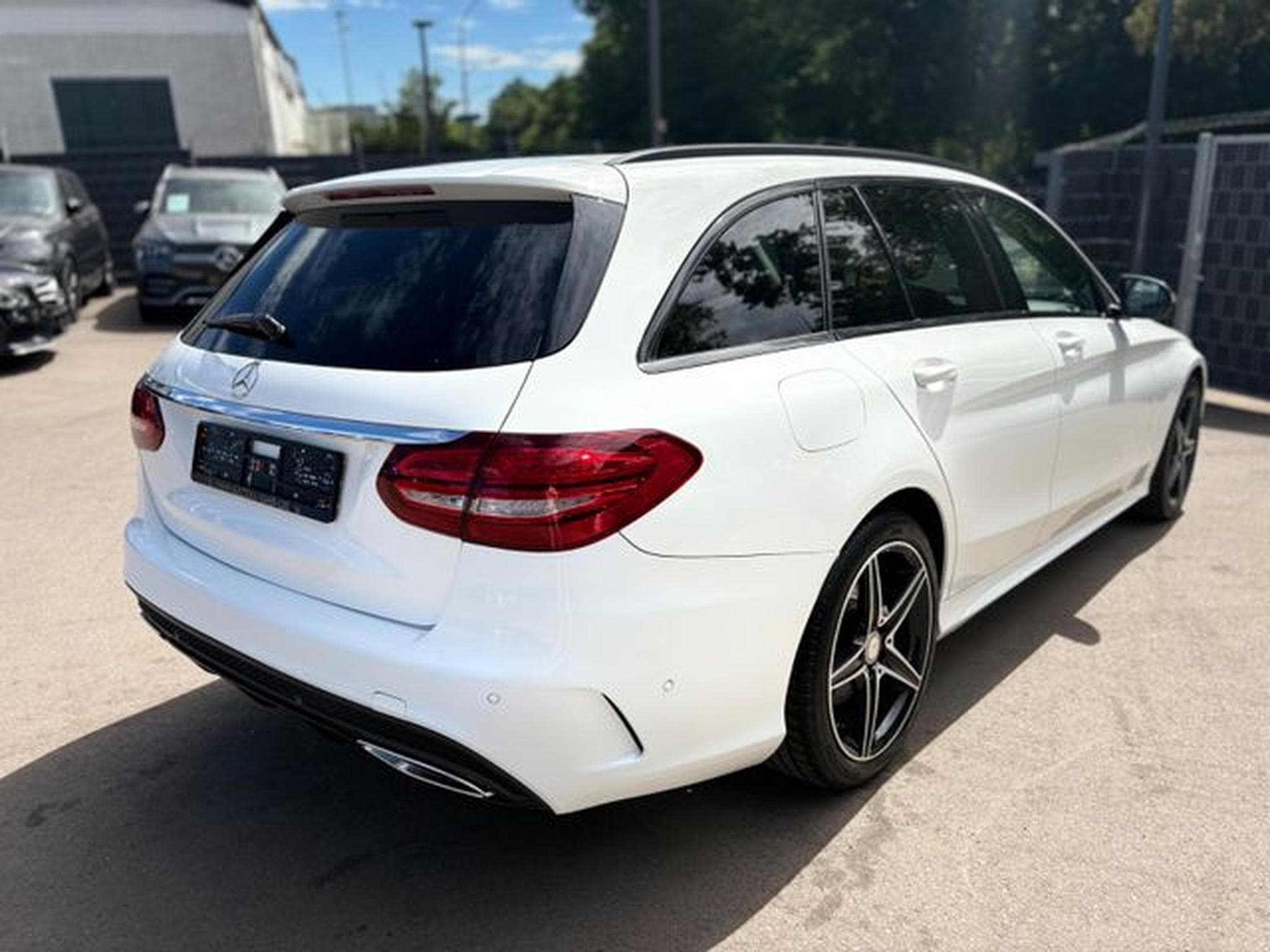 Mercedes C 400 C 400 T 4MATIC AMG LINE *NIGHT PAKET*LED*KAM* (2016) - Photo 6