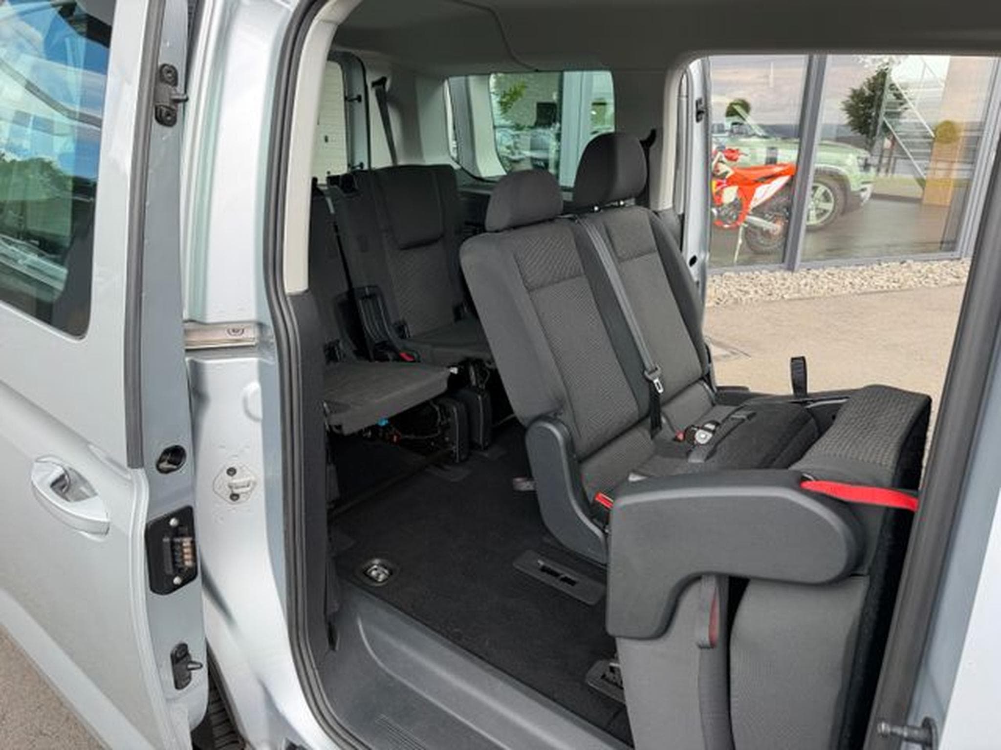 VW Caddy Caddy 2,0TDi Maxi 7-Sitze Schalter Carplay (2021) - Photo 12
