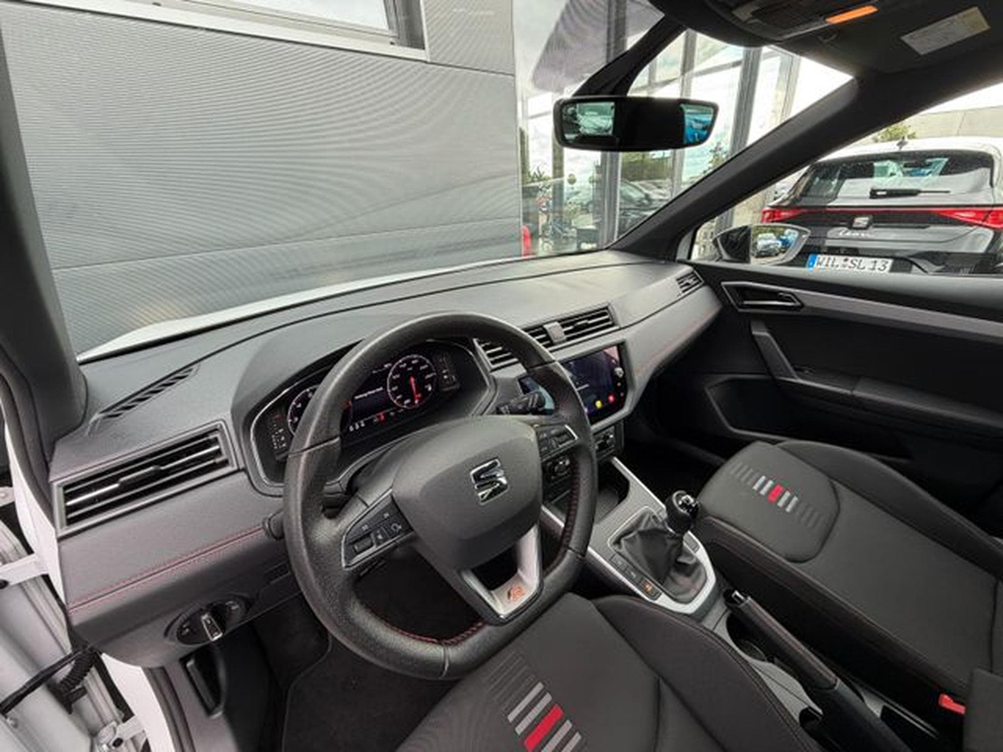 Seat Arona Arona TSi Schalter FR 18" Sitzhz Kamera LED (2020) - Photo 11