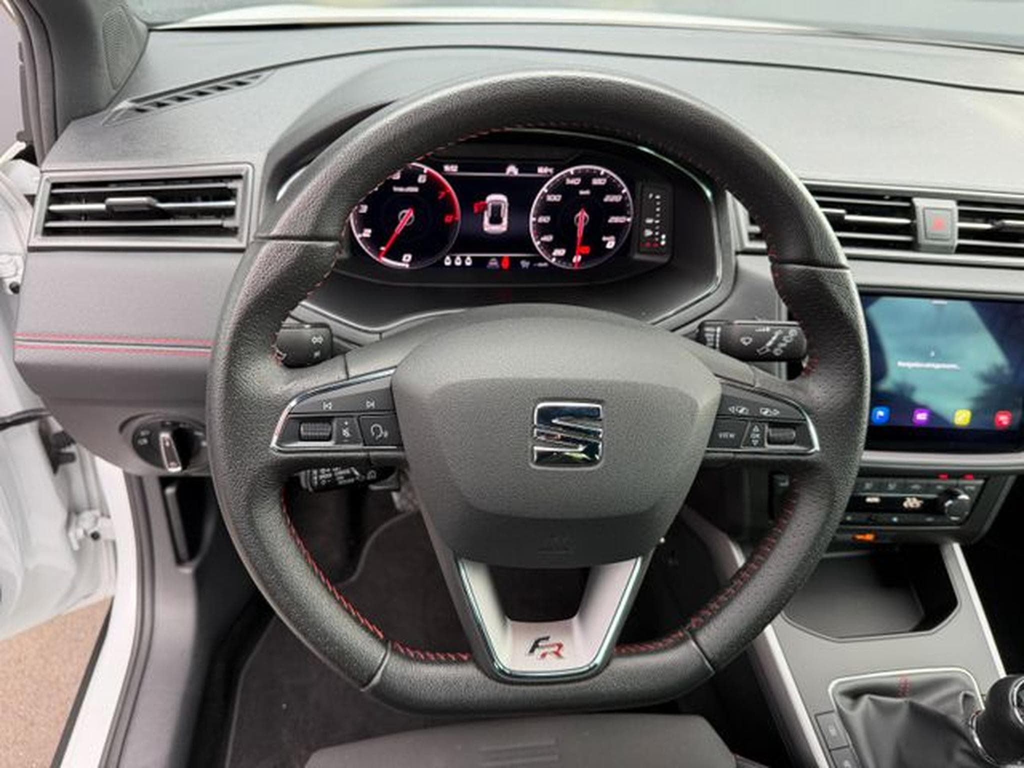 Seat Arona Arona TSi Schalter FR 18" Sitzhz Kamera LED (2020) - Photo 12