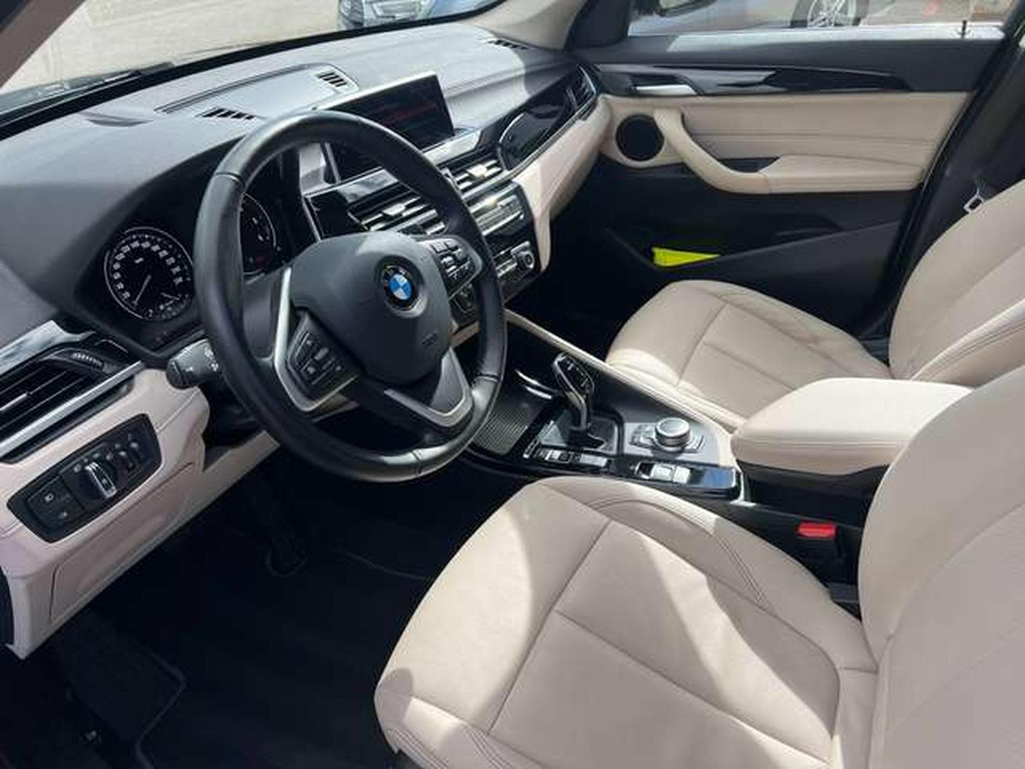 BMW X1 s-DRIVE 2.0 DIESEL 150 CV (2021) - Photo 5