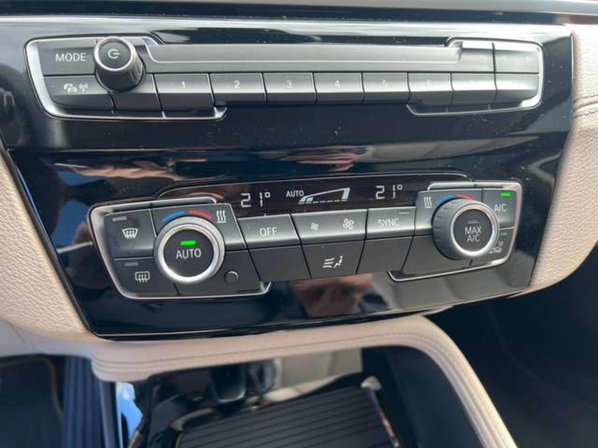 BMW X1 s-DRIVE 2.0 DIESEL 150 CV (2021) - Photo 9