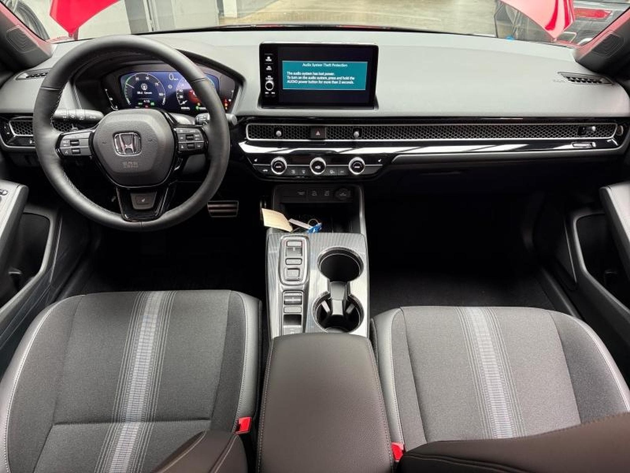 Honda Civic 2.0 i-MMD 184ch e:HEV Sport Standard (2026) - Photo 9
