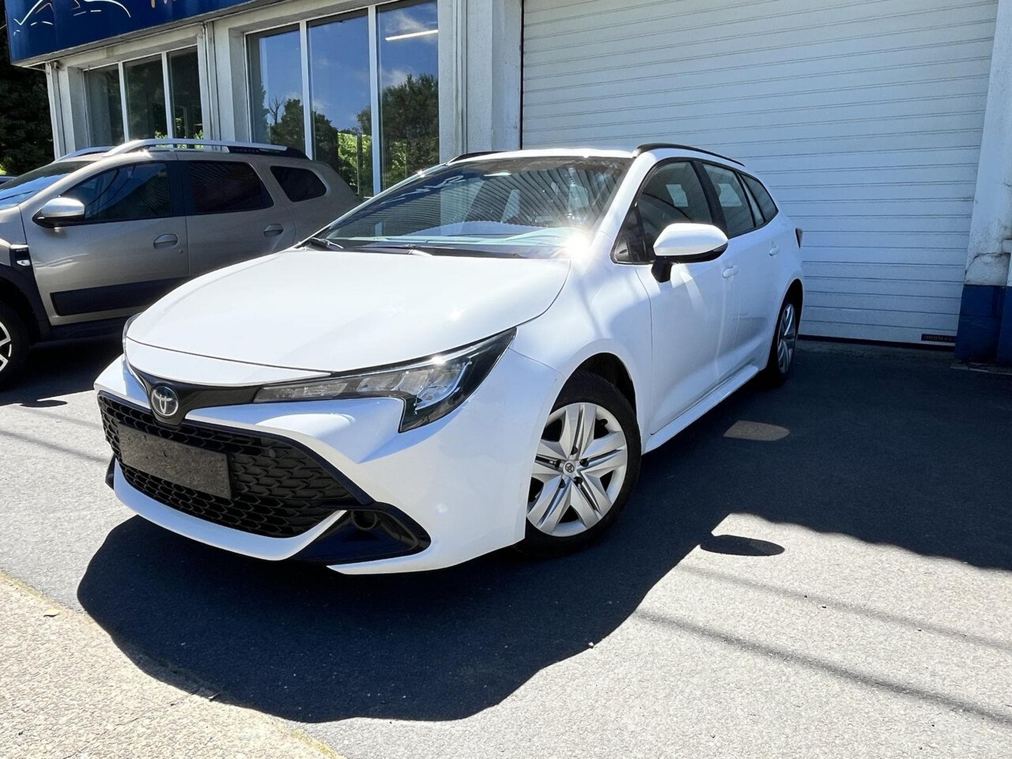 Toyota Corolla TOURING HYBRIDE 122 CH - LED -Caméra - Cruise - Garantie - (2024) - Photo 11