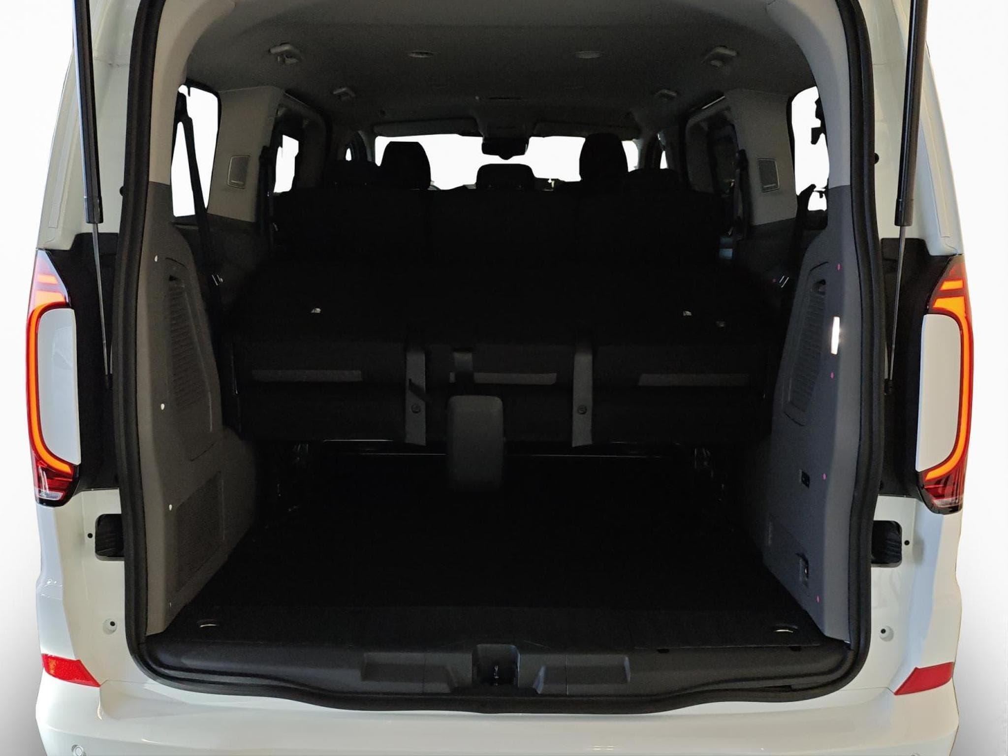 VW Caravelle LIFE 4X4 (2026) - Foto 16