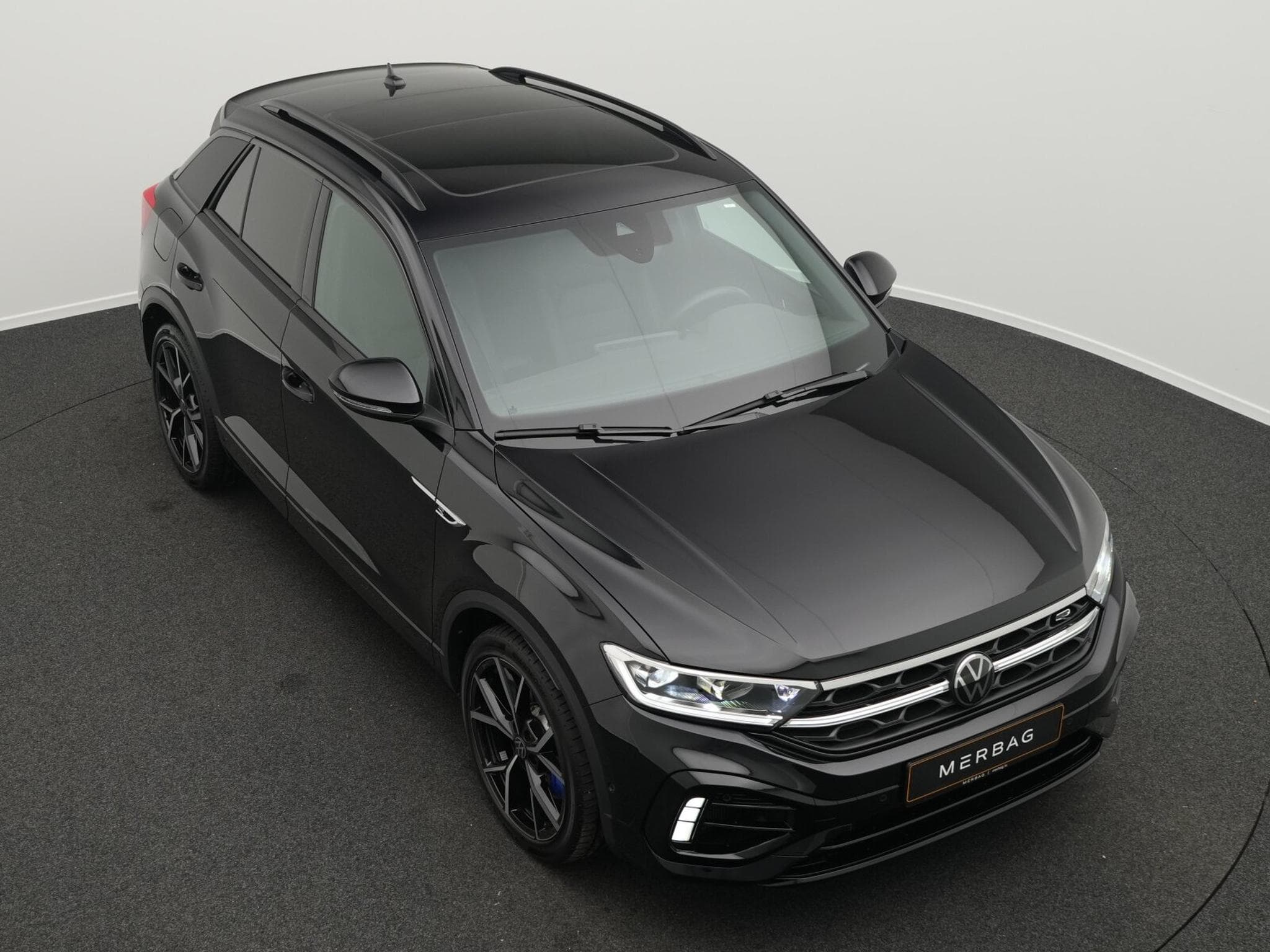 VW T-Roc 2.0 TSI R 4Motion IQ Light+Pano+19" (2024) - Photo 10