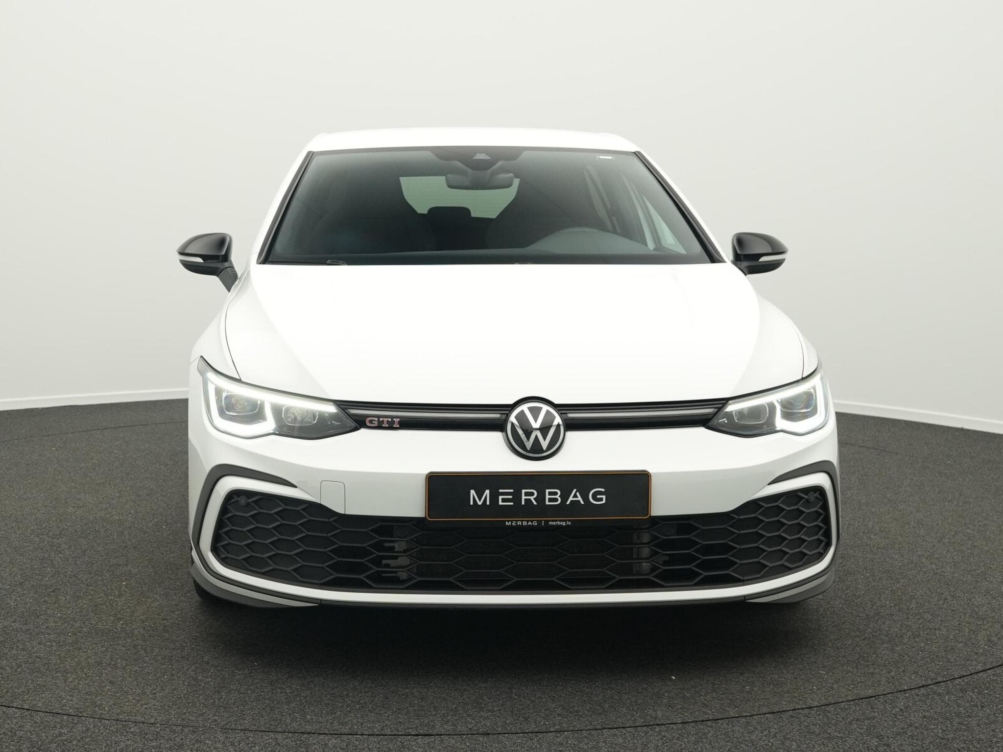 VW Golf VIII 2.0 TSI GTI (2024) - Photo 2