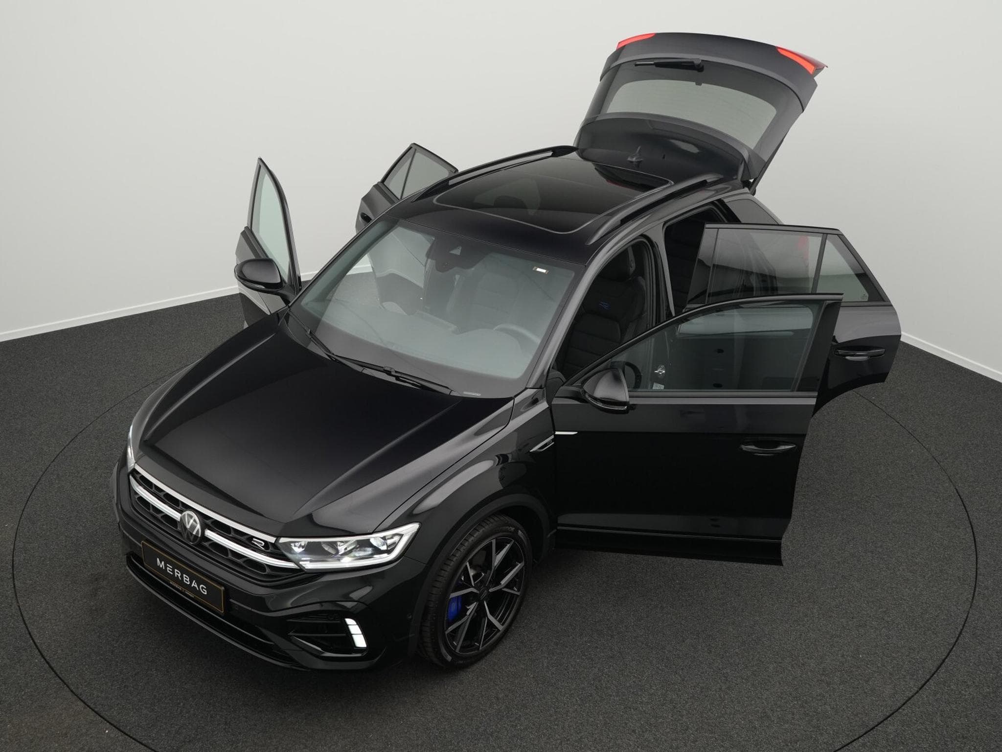 VW T-Roc 2.0 TSI R 4Motion (2024) - Photo 12