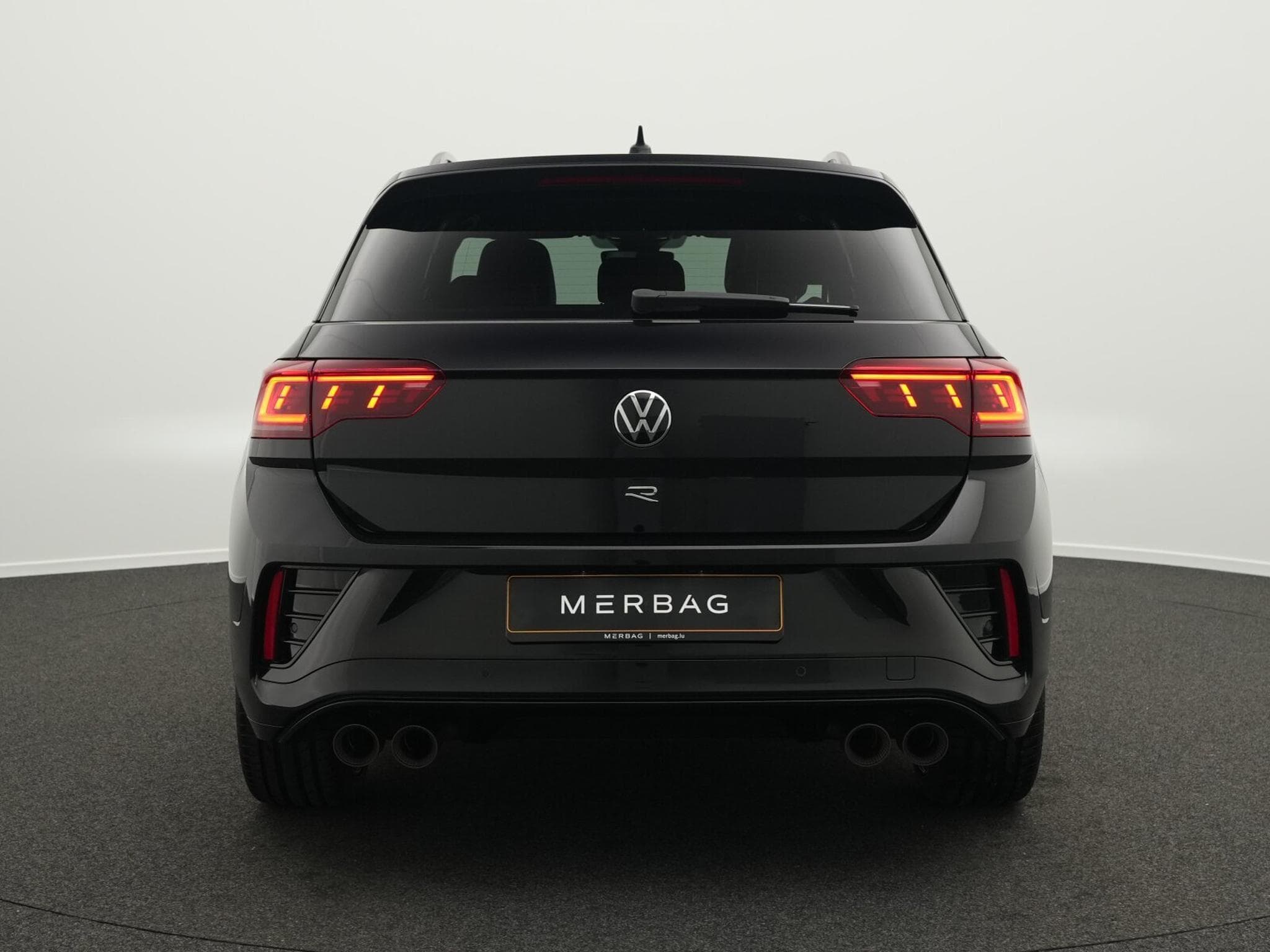 VW T-Roc 2.0 TSI R 4Motion (2024) - Photo 4