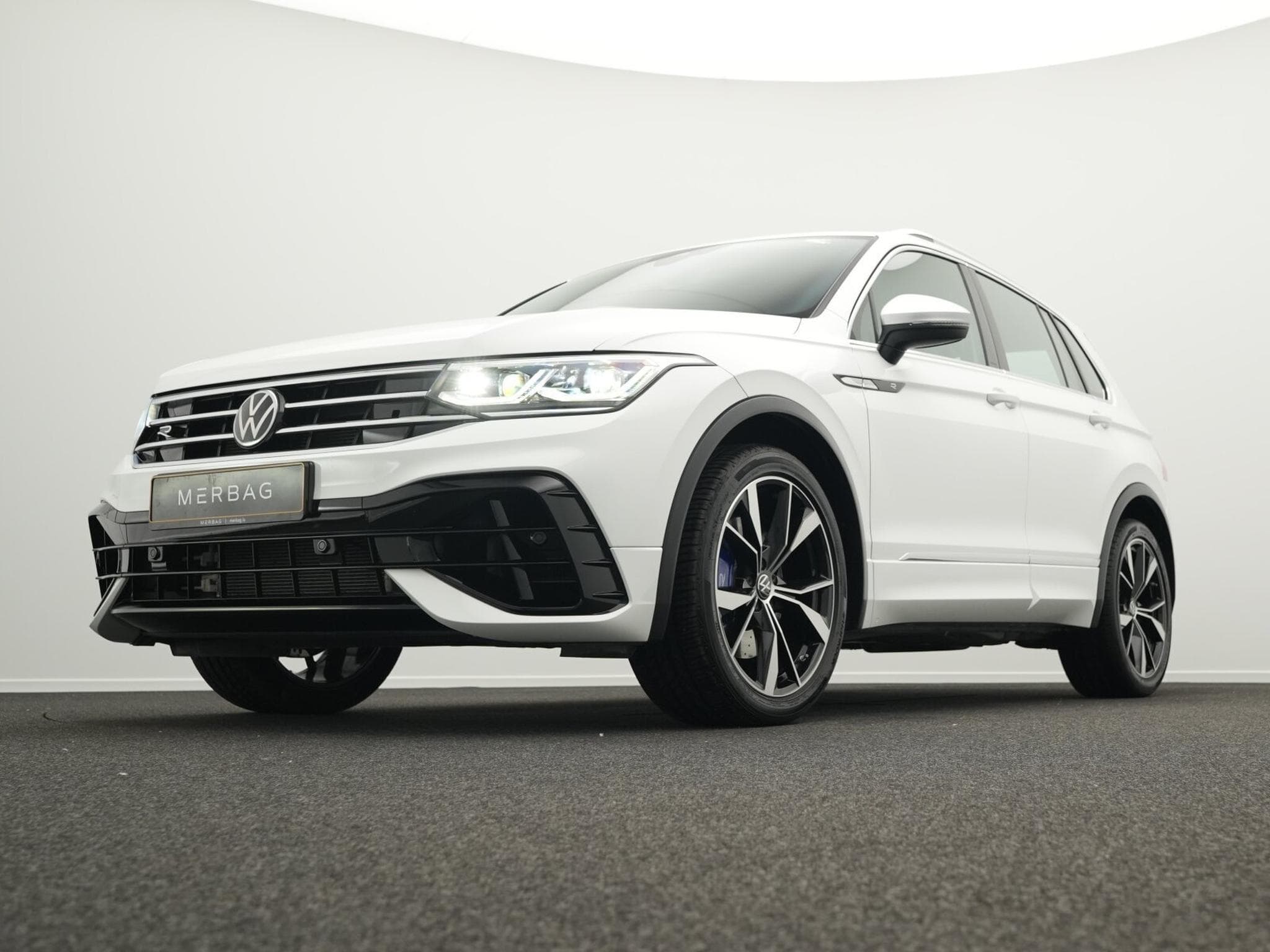 VW Tiguan 2.0 TSI R 4Motion OPF (2023) - Photo 8