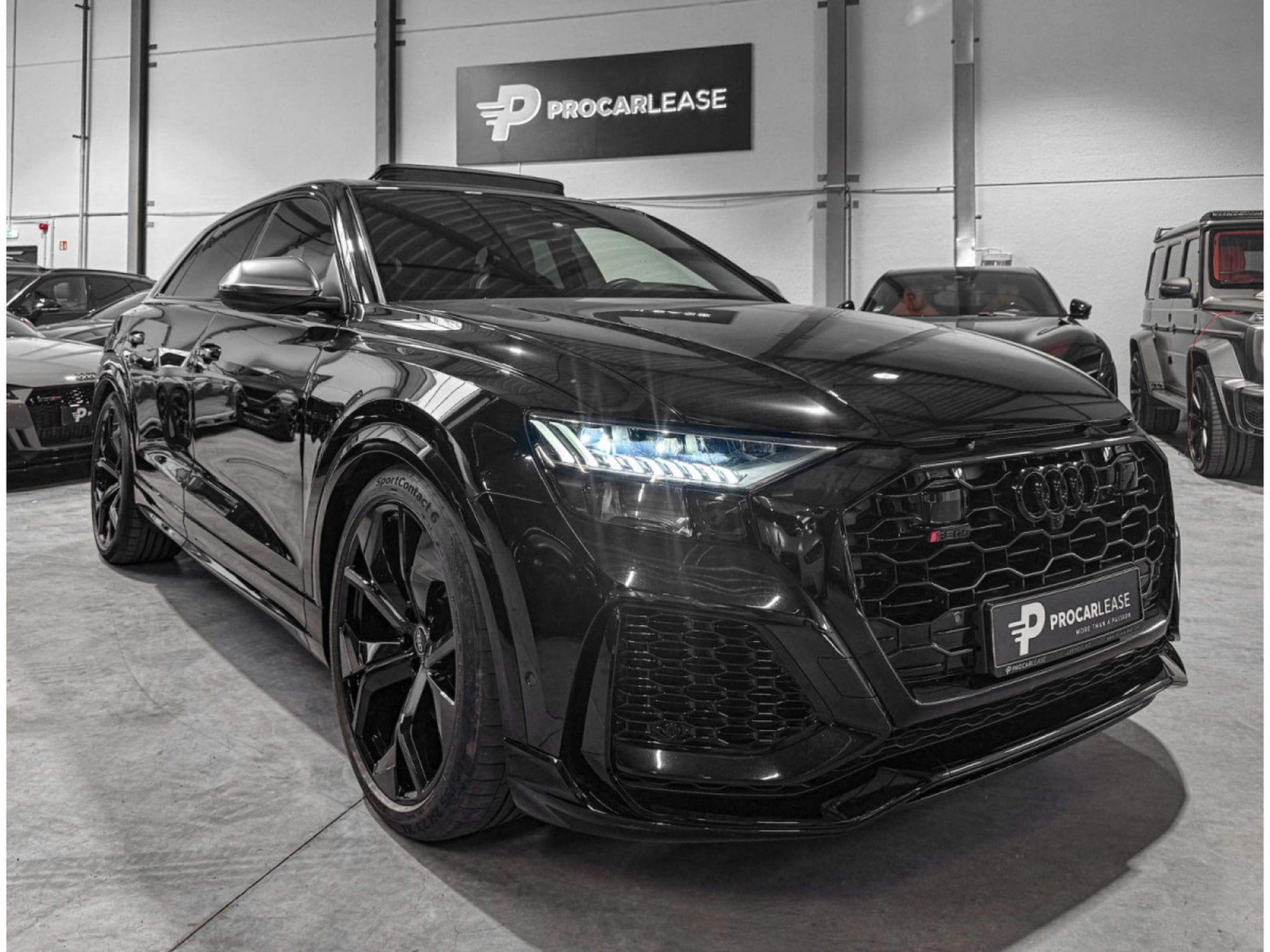 Audi RSQ8 4.0 TFSI/PANO/23//HUD/Matrix/DYNAMIC/NIGHT V/*VOLL** (2024) - Photo 2
