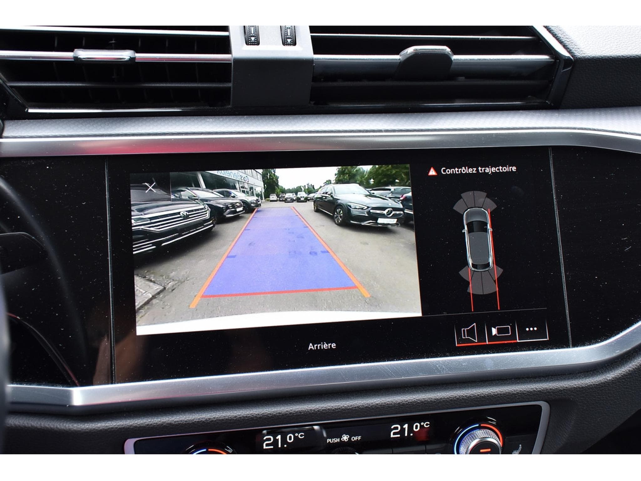 Audi Q3 Sportback 35 TDI S-Line Quattro CUIR ACC LANE SIDE CAM 1° M. (2020) - Foto 16