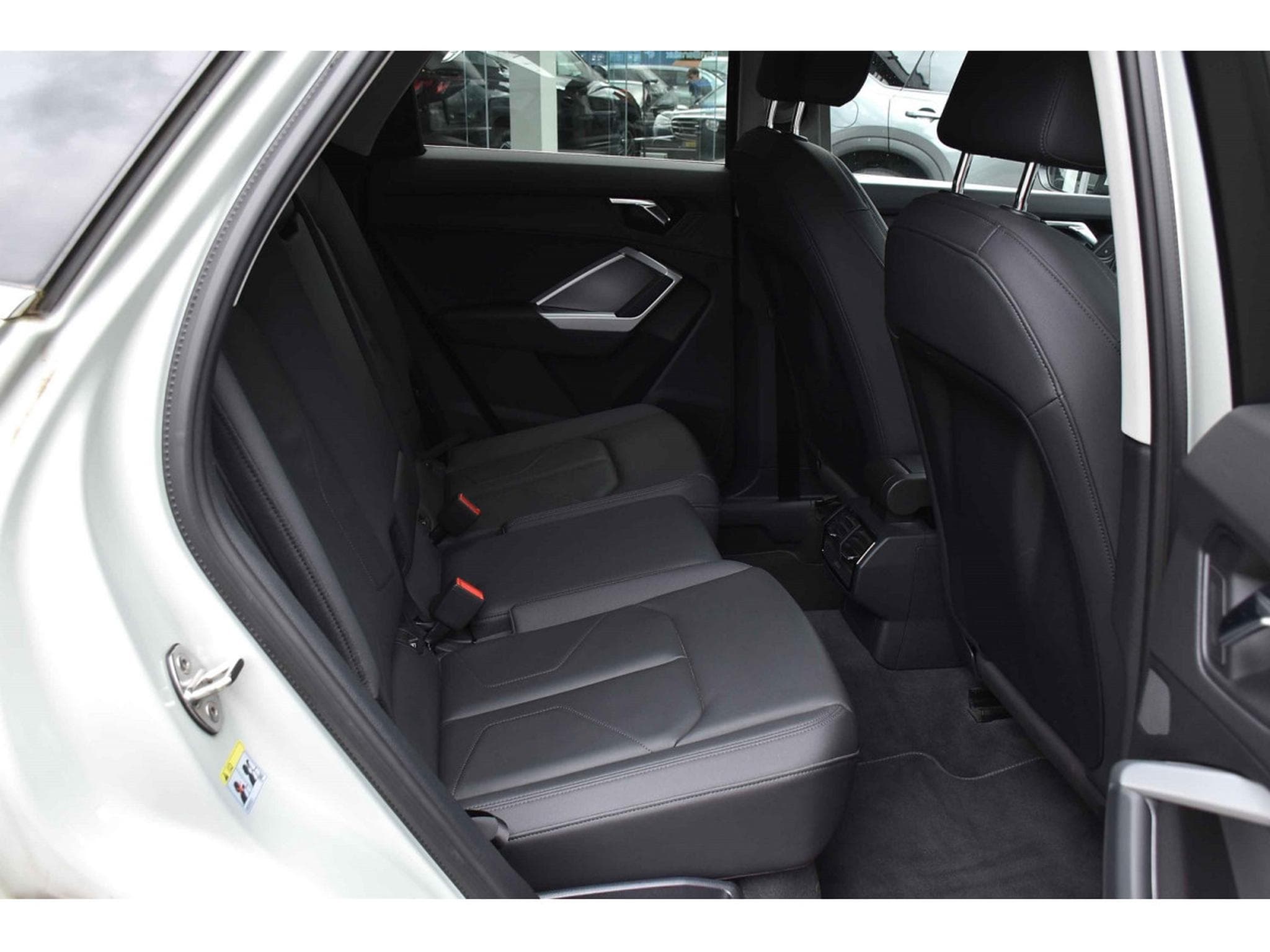 Audi Q3 Sportback 35 TDI S-Line Quattro CUIR ACC LANE SIDE CAM 1° M. (2020) - Foto 8
