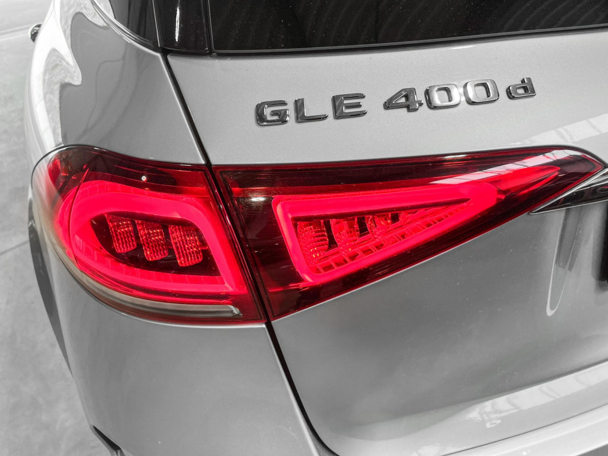Mercedes GLE 400 D AMG/ 4Matic /AMG/PANORAMA/ BURMESTER/360/ (2023) - Photo 17