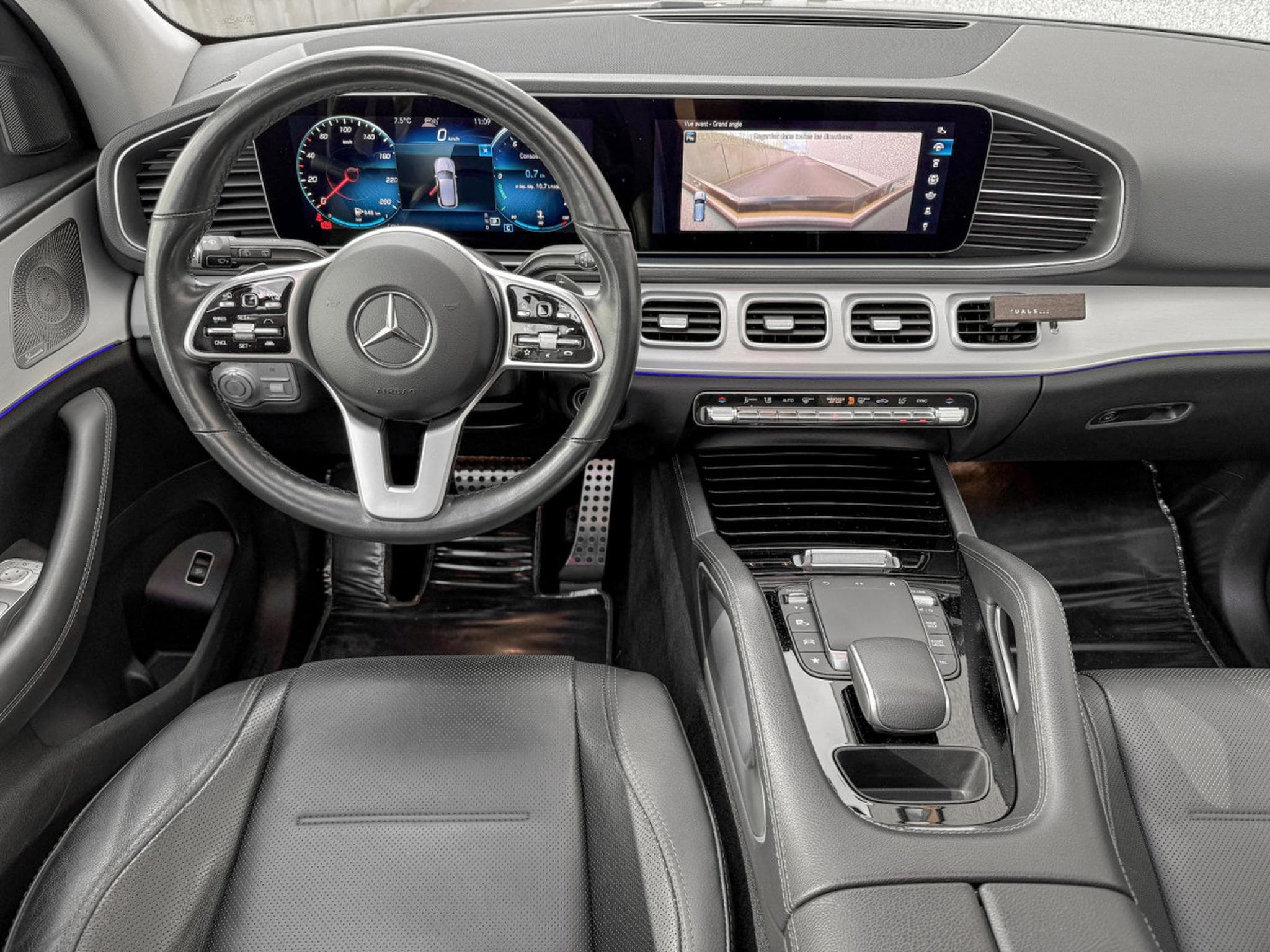 Mercedes GLE 400 D AMG/ 4Matic /AMG/PANORAMA/ BURMESTER/360/ (2023) - Photo 16