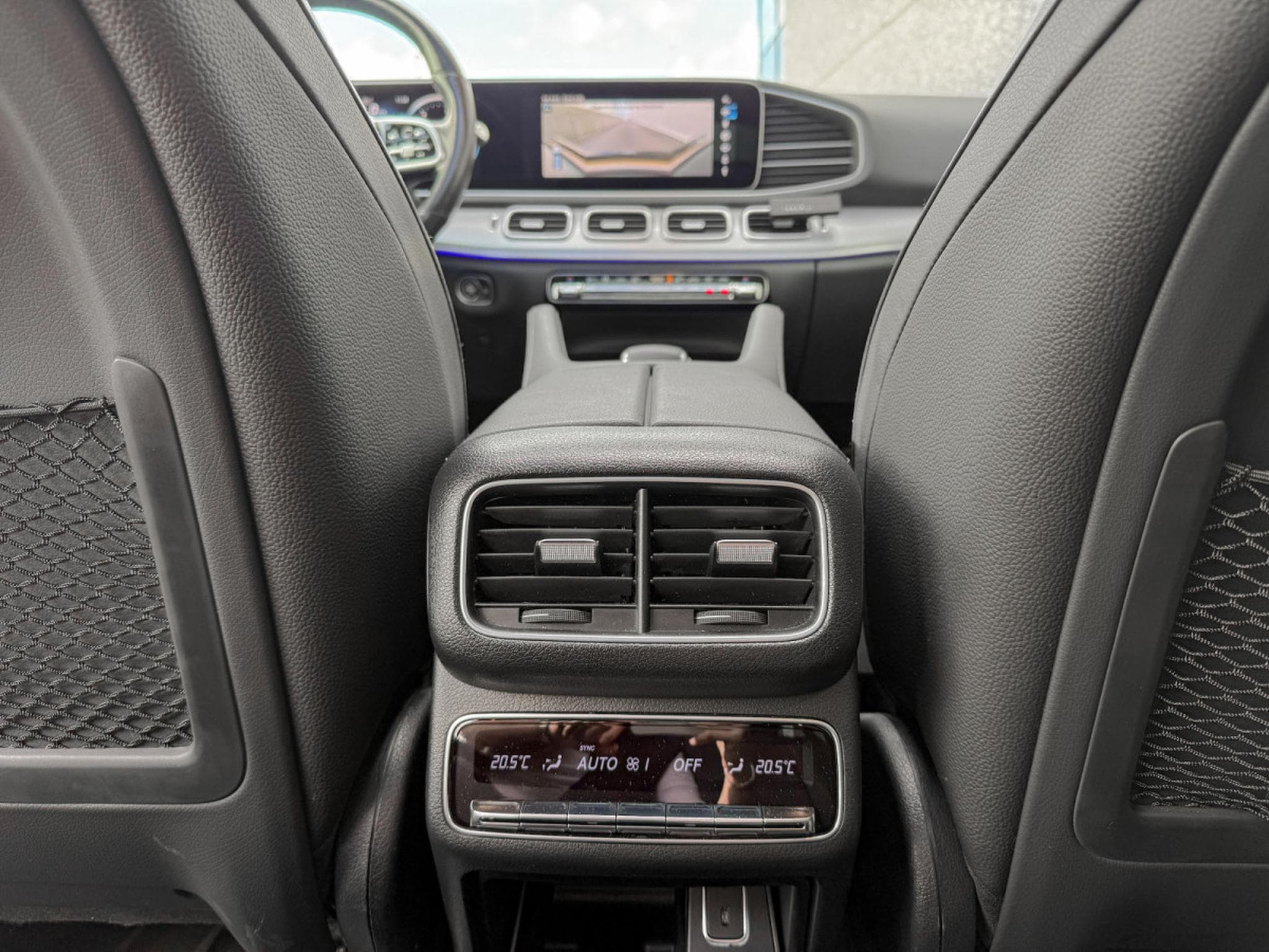 Mercedes GLE 400 D AMG/ 4Matic /AMG/PANORAMA/ BURMESTER/360/ (2023) - Photo 20
