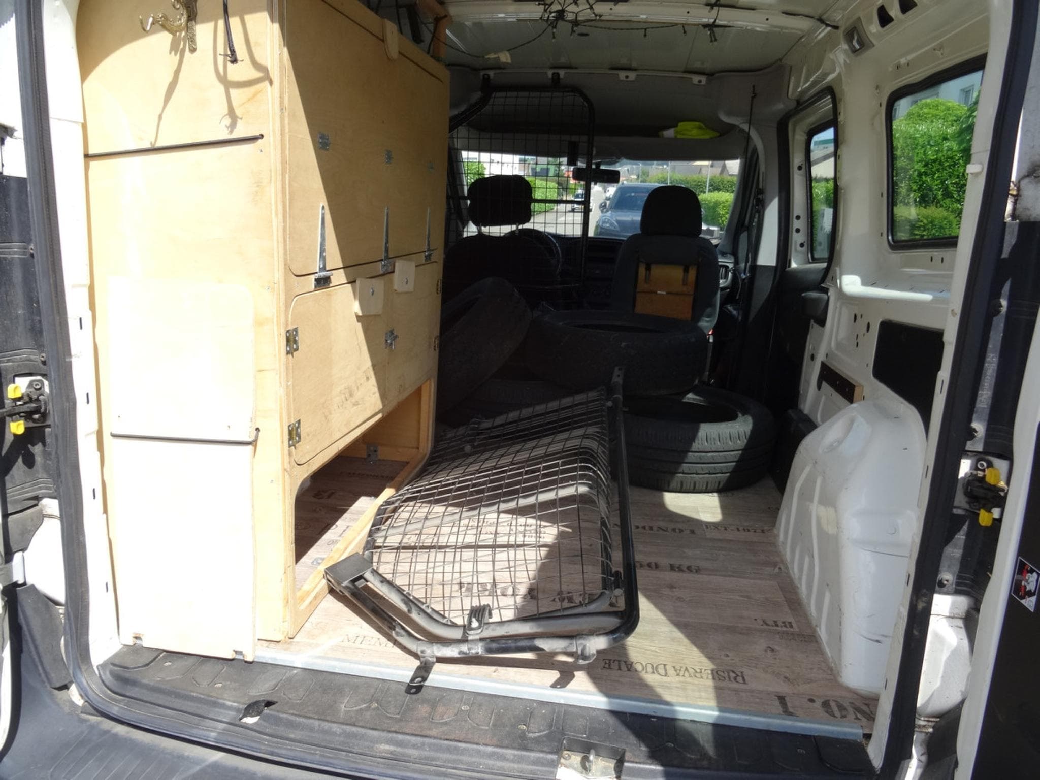 Fiat Doblo CARGO DIESEL (2015) - Photo 4