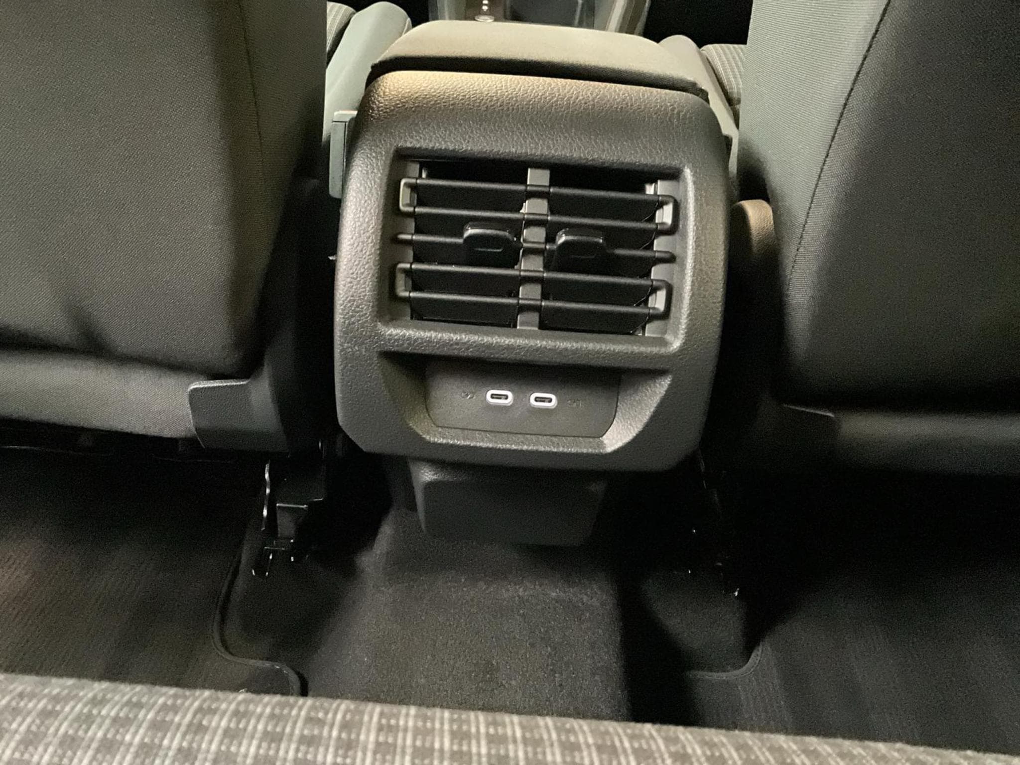 VW Caddy DSG+Led+P.Assisted+P:Technologia (2025) - Photo 19
