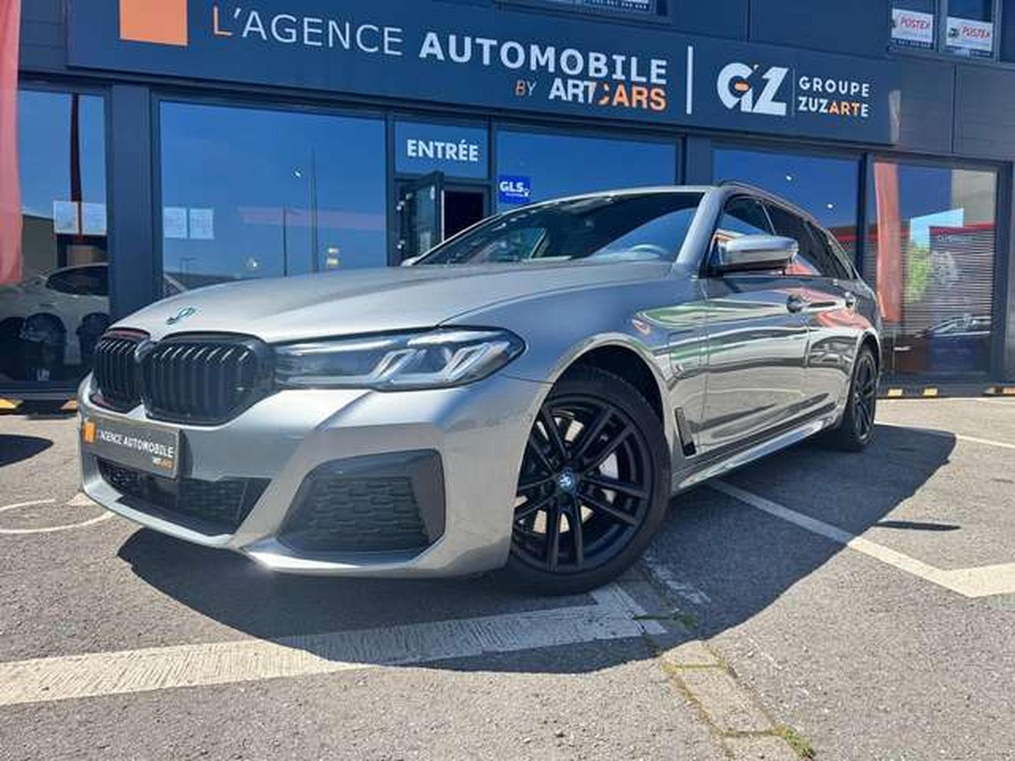 BMW 530 530e Touring Aut. M Sport (2023) - Photo 2