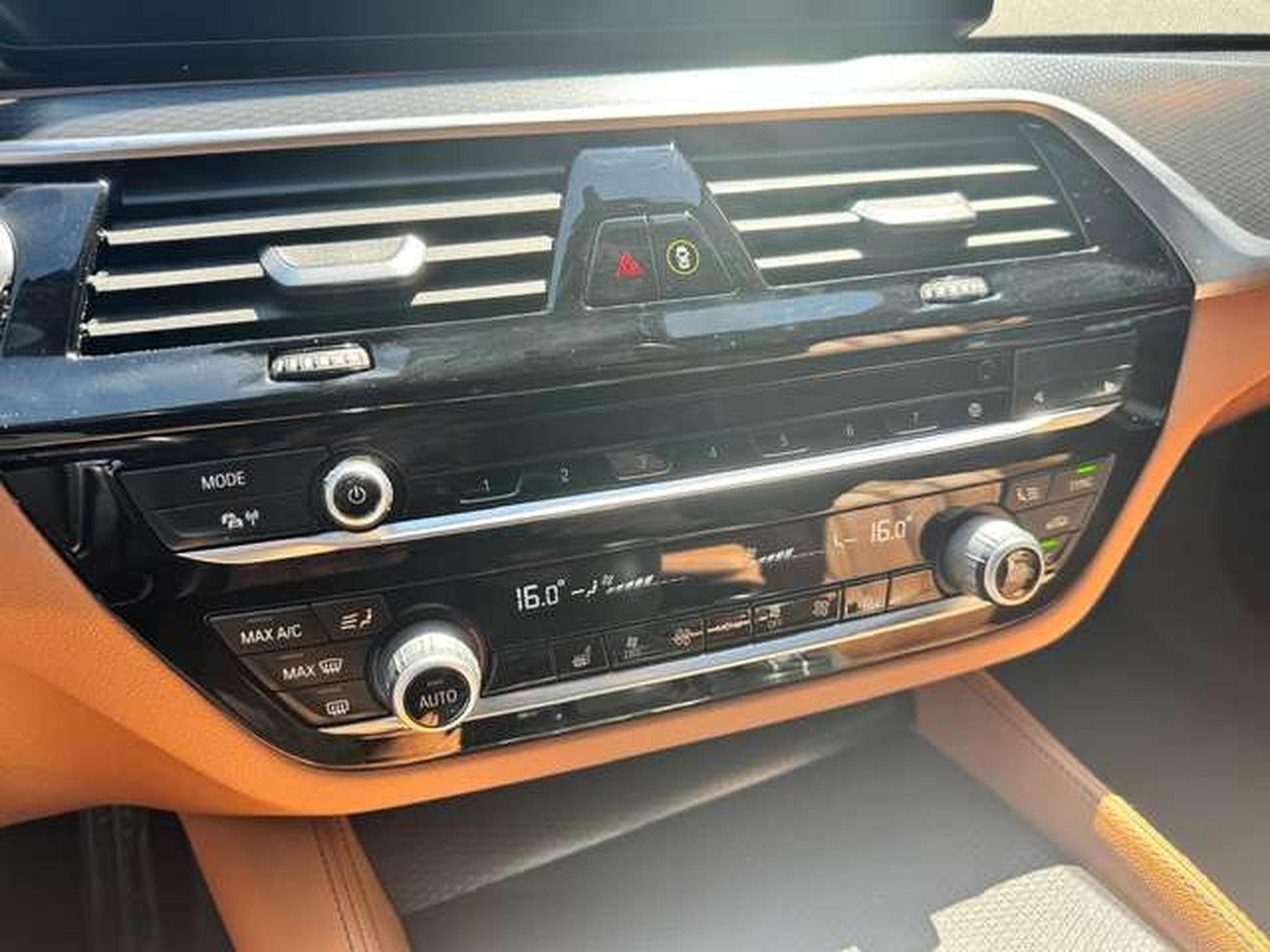BMW 530 530e Touring Aut. M Sport (2023) - Photo 27