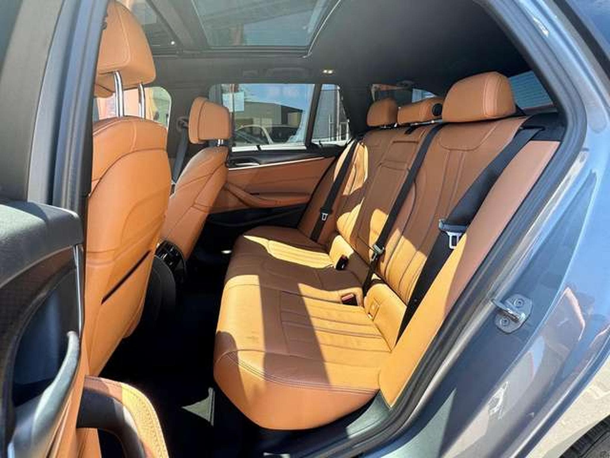 BMW 530 530e Touring Aut. M Sport (2023) - Photo 31