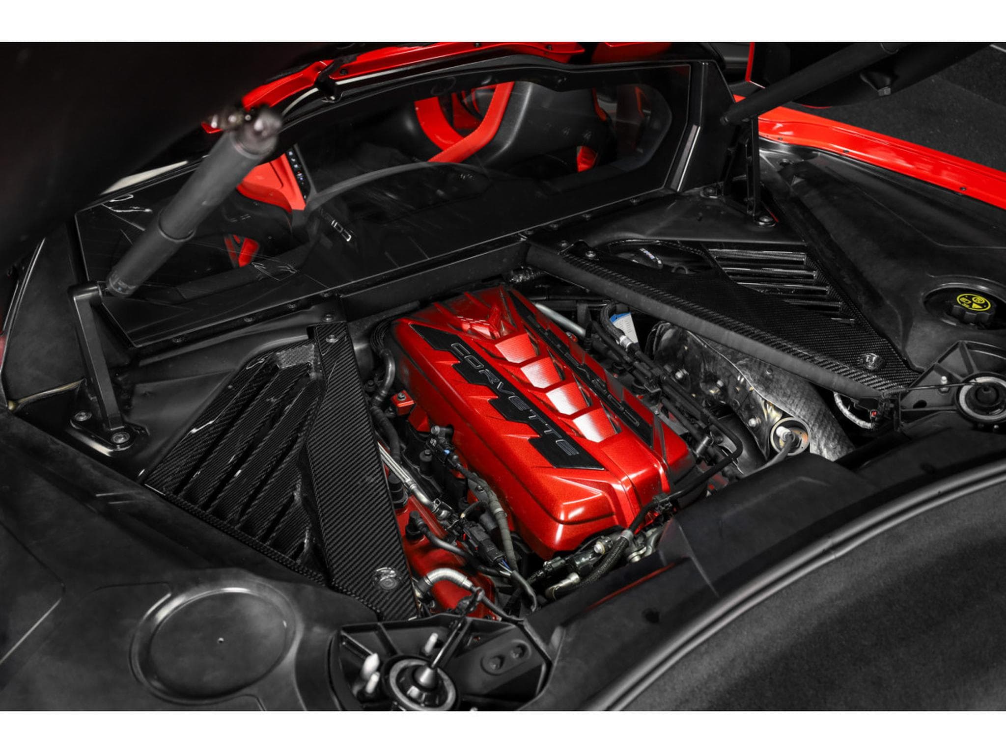 Chevrolet Corvette C8 STINGRAY TARGA 6.2 V8 2LT - PACK PERFORMANCE Z51 - AKRAPO (2023) - Photo 13