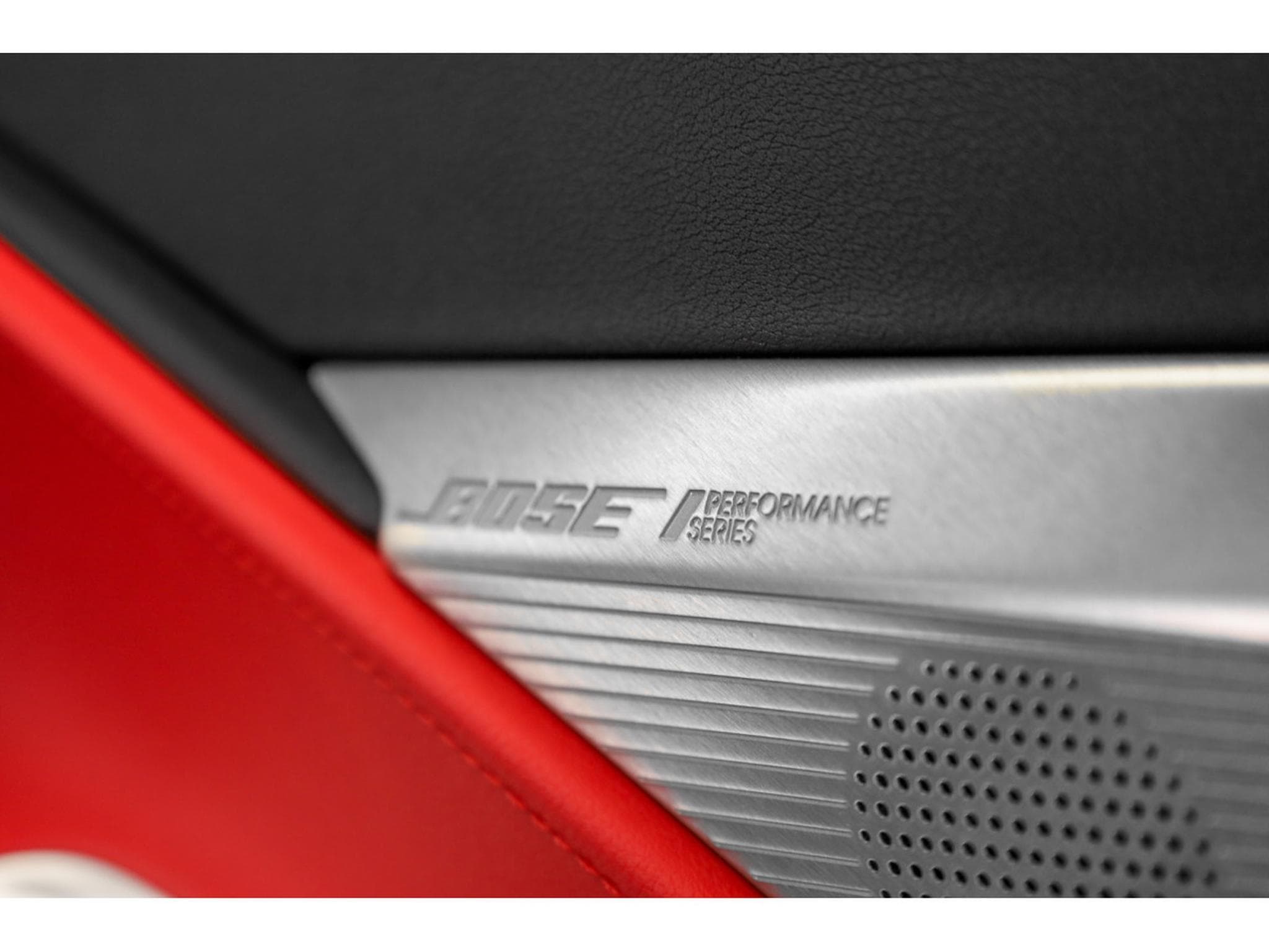 Chevrolet Corvette C8 STINGRAY TARGA 6.2 V8 2LT - PACK PERFORMANCE Z51 - AKRAPO (2023) - Photo 19
