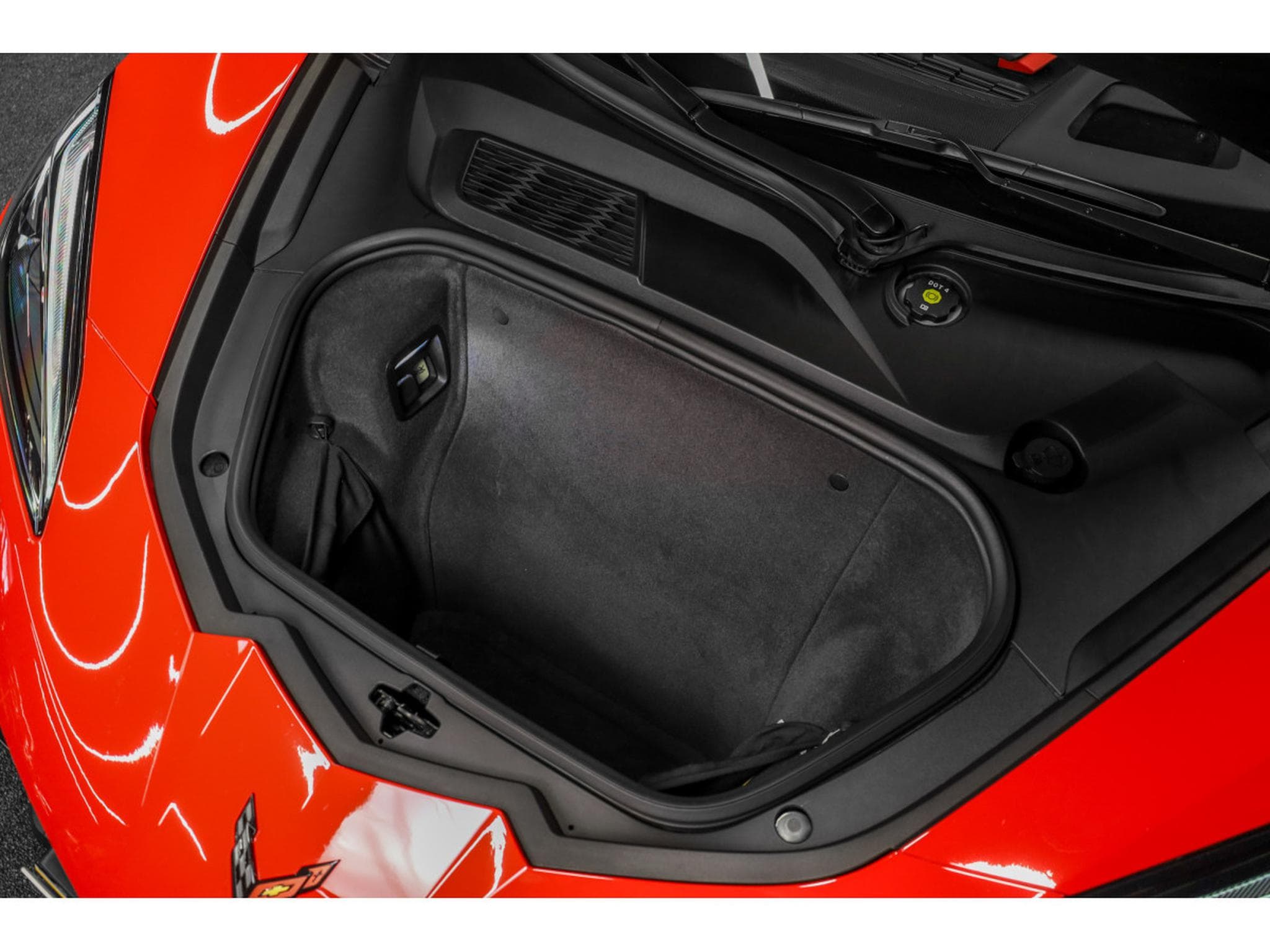 Chevrolet Corvette C8 STINGRAY TARGA 6.2 V8 2LT - PACK PERFORMANCE Z51 - AKRAPO (2023) - Photo 29